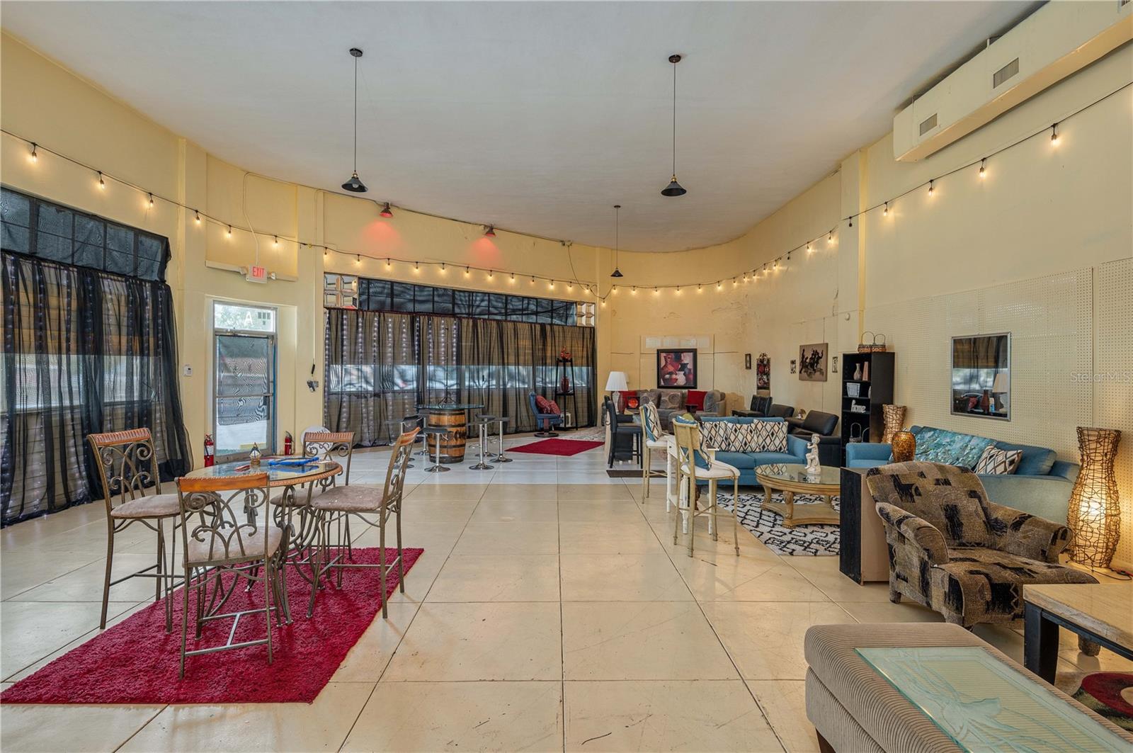 Listing photo id 27 for 322 Scenic Highway