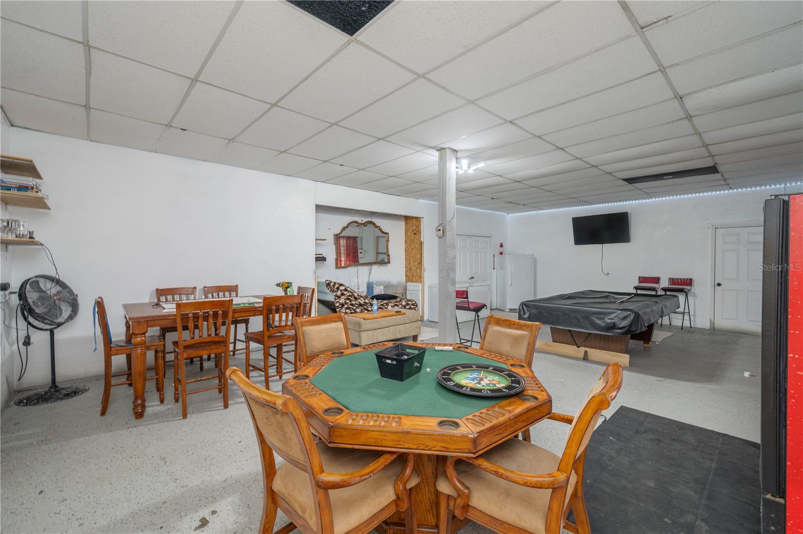 Listing photo id 30 for 322 Scenic Highway