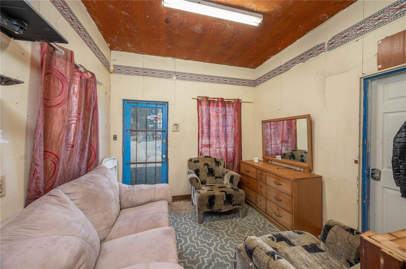 Listing photo id 34 for 322 Scenic Highway