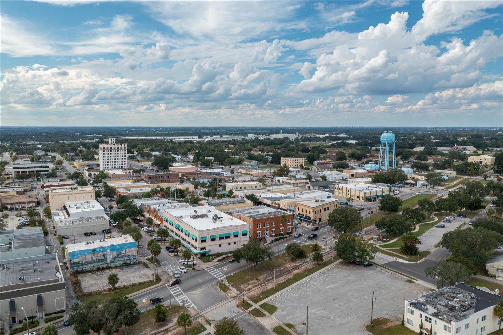 Listing photo id 48 for 322 Scenic Highway