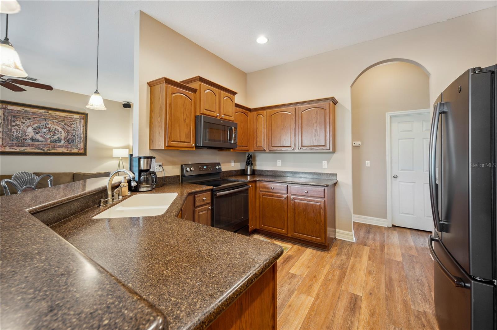 Image 12 of 37 For 6339 Alamanda Hills Drive