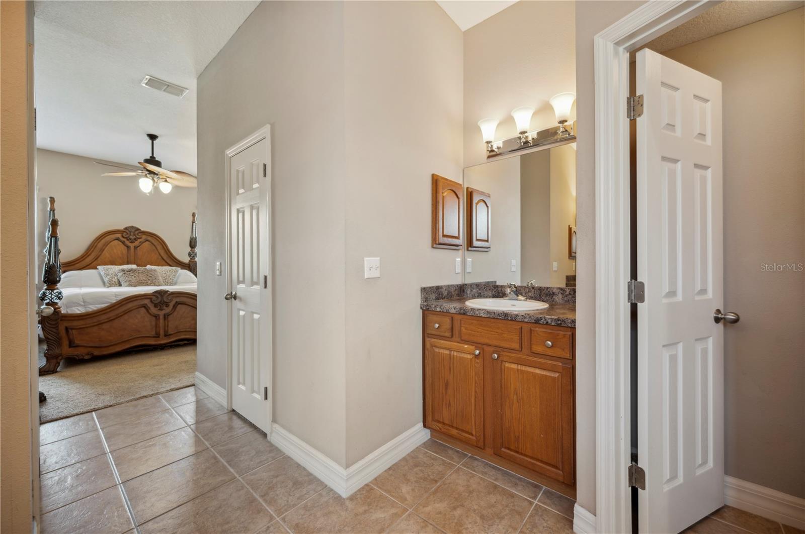 Image 19 of 37 For 6339 Alamanda Hills Drive