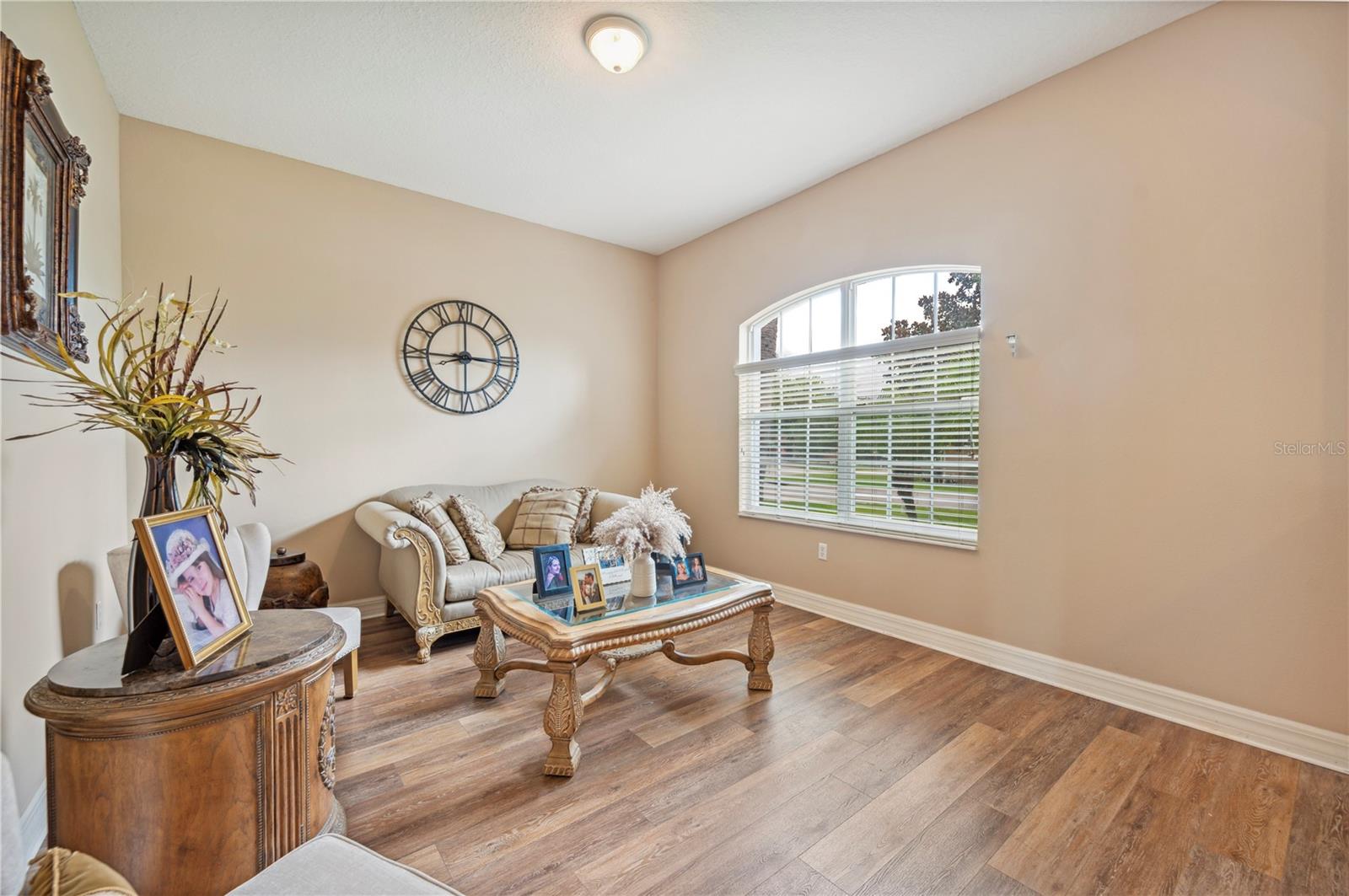 Image 4 of 37 For 6339 Alamanda Hills Drive