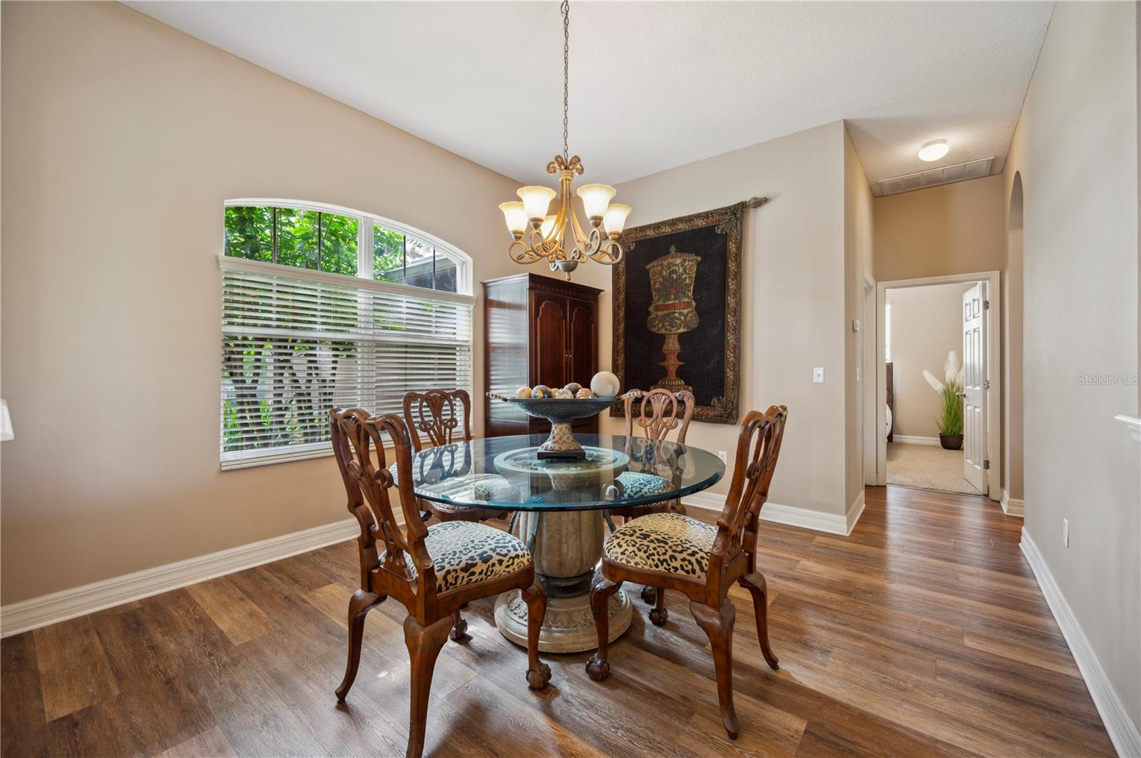 Image 5 of 37 For 6339 Alamanda Hills Drive