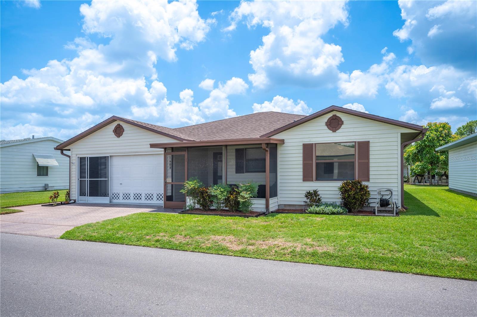 Image 2 of 37 For 1608 Colonnades Circle N