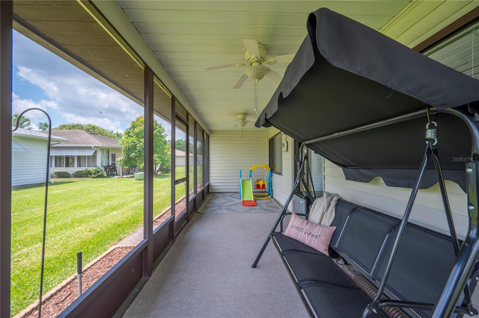 Image 31 of 37 For 1608 Colonnades Circle N