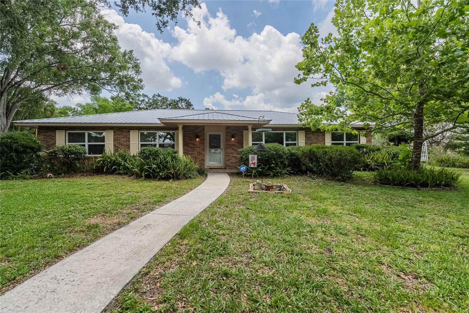 Details for 4006 Glen Garry Road W, LAKELAND, FL 33813