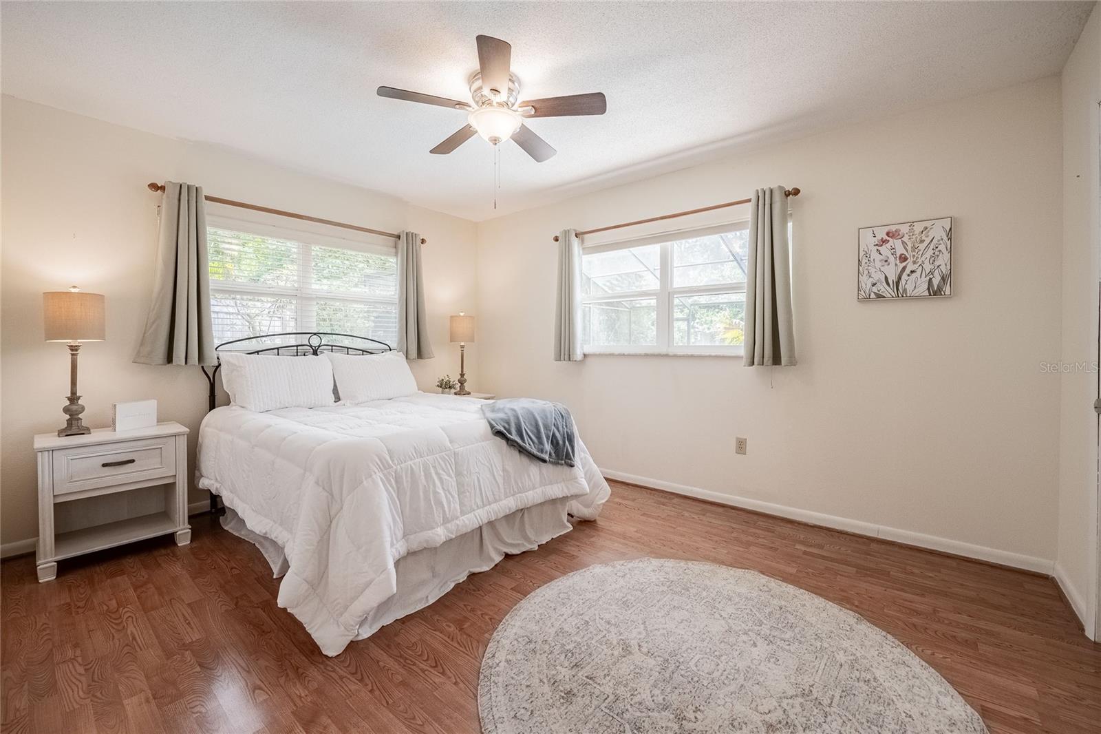 Image 23 of 52 For 4006 Glen Garry Road W