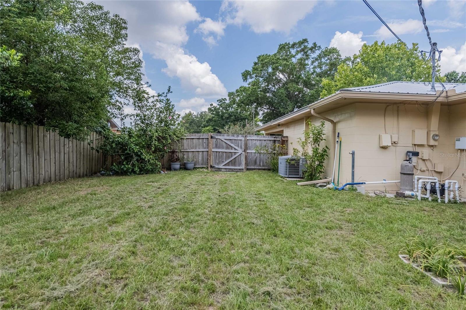 Image 47 of 52 For 4006 Glen Garry Road W