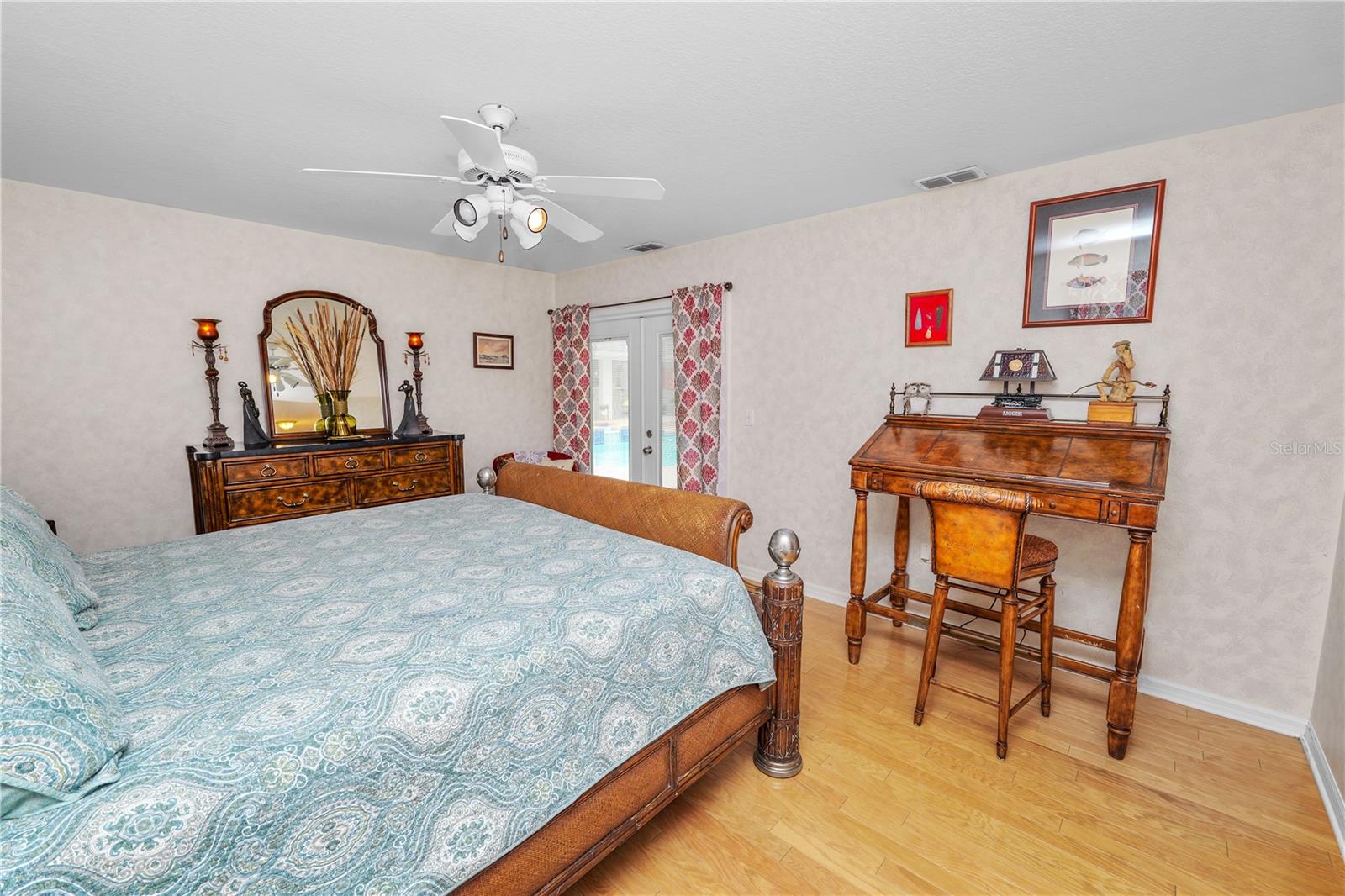 Image 21 of 82 For 1130 Ewell Road
