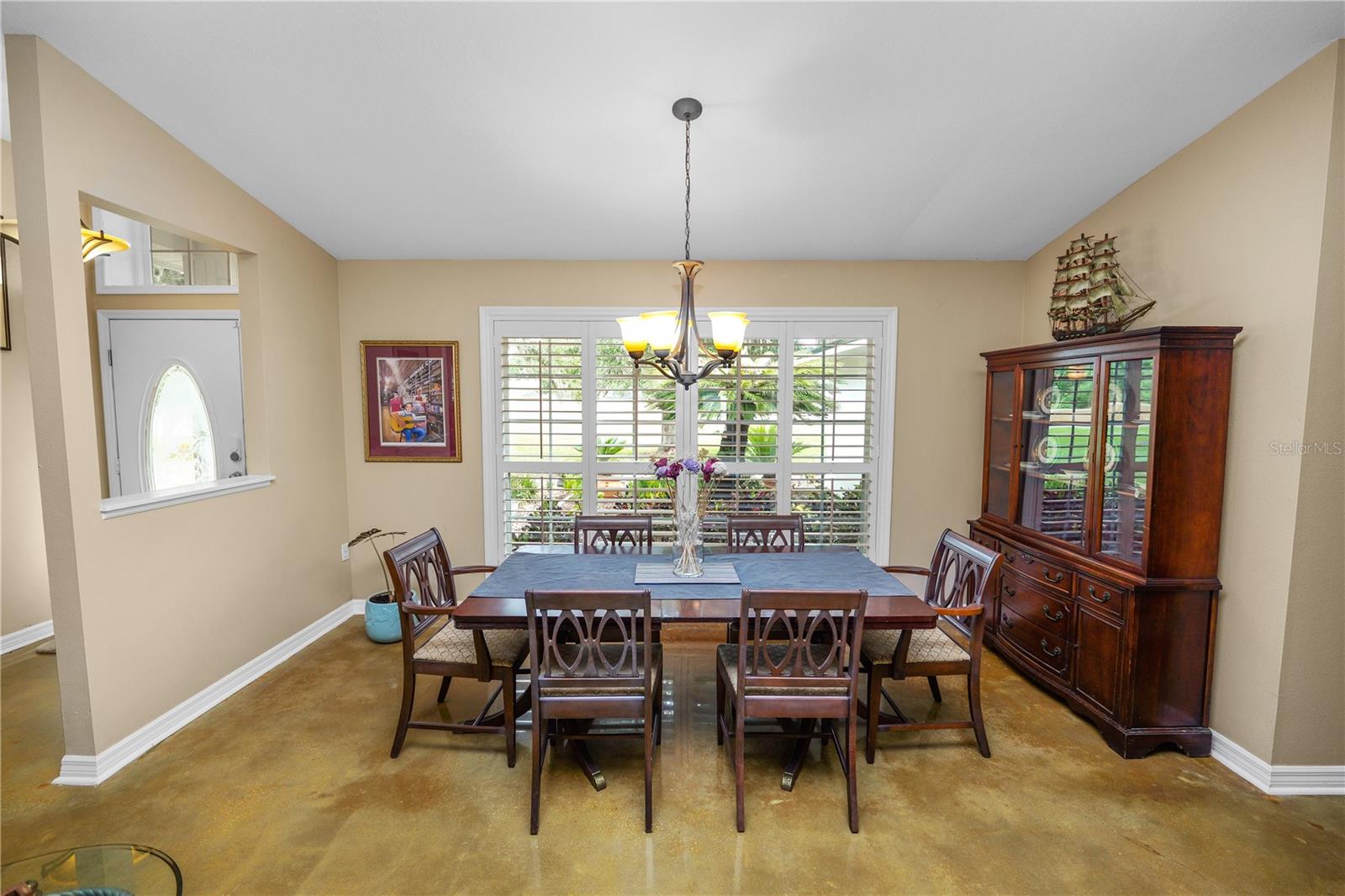 Image 4 of 82 For 1130 Ewell Road
