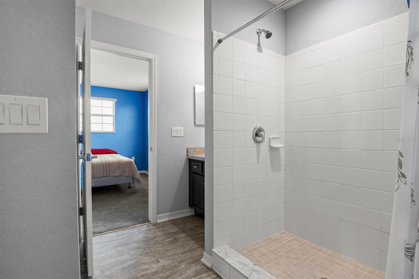 Image 17 of 29 For 2850 Sanderling Street