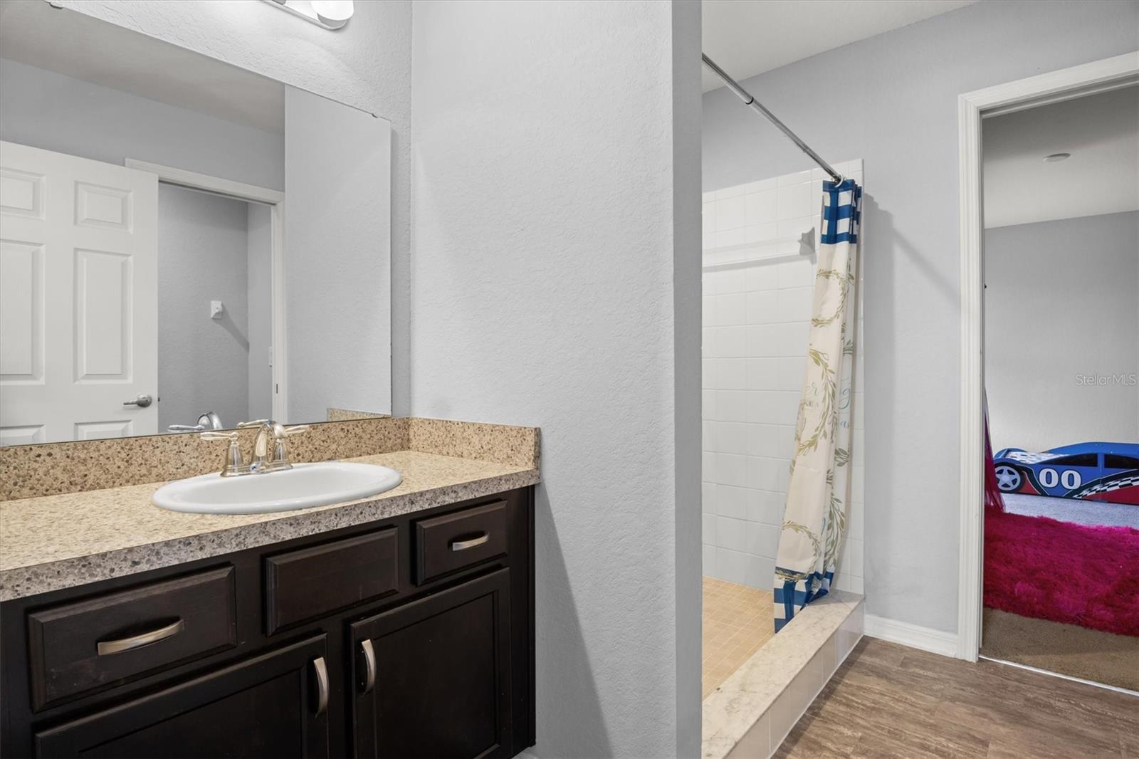 Image 18 of 29 For 2850 Sanderling Street