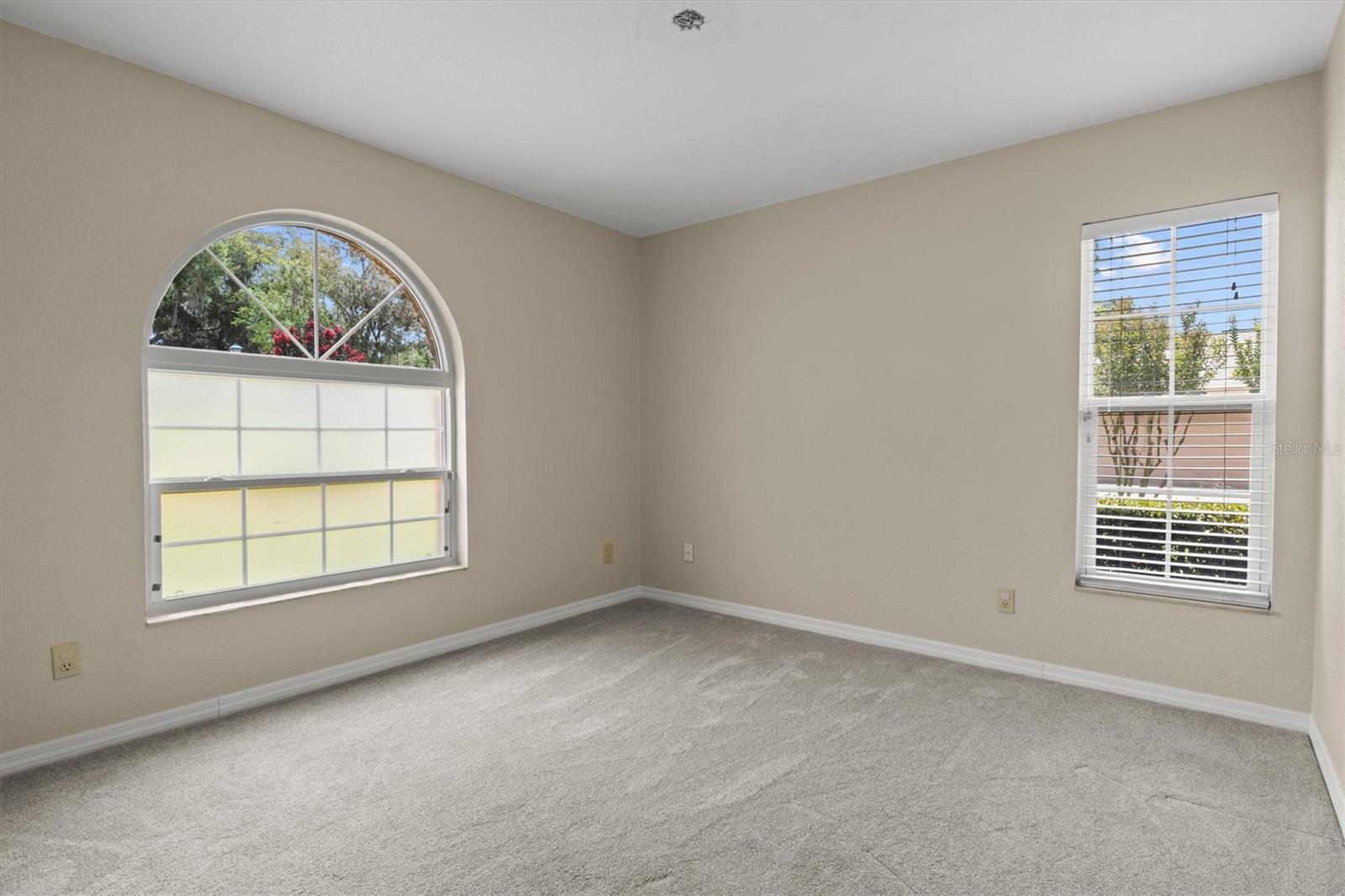 Image 26 of 55 For 7932 Ridge Pointe Drive W