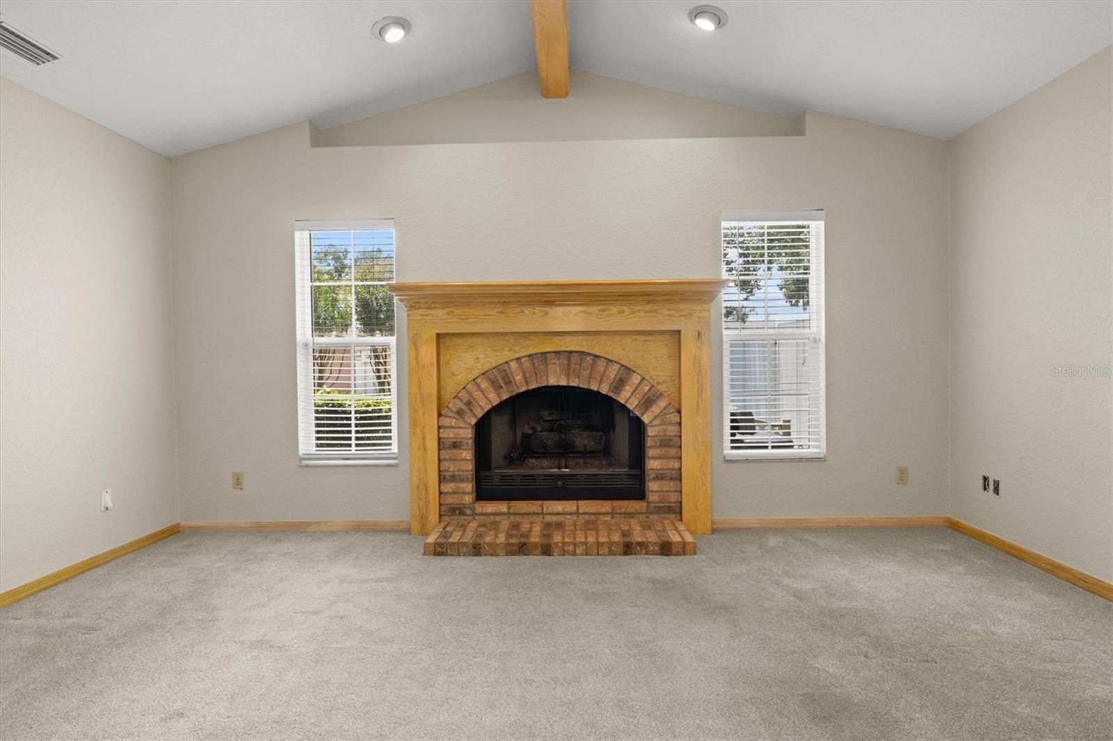 Image 5 of 55 For 7932 Ridge Pointe Drive W