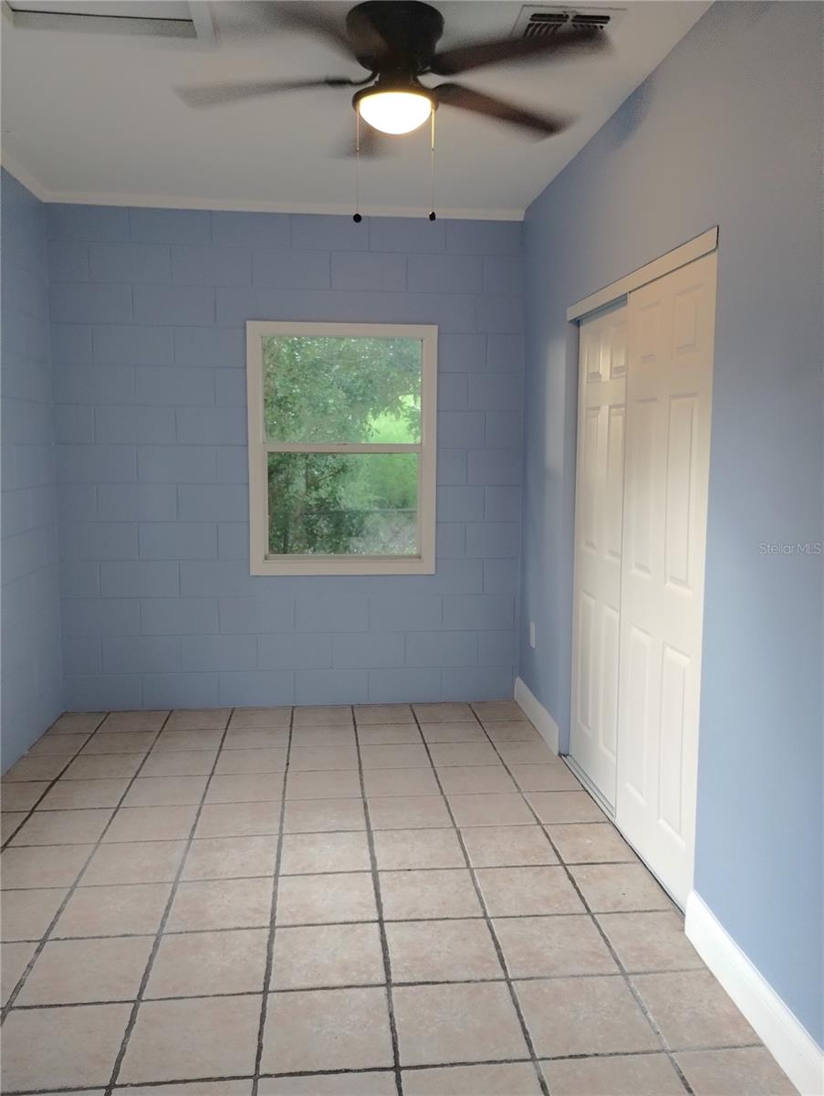 Image 19 of 24 For 123 Tremont Drive Se