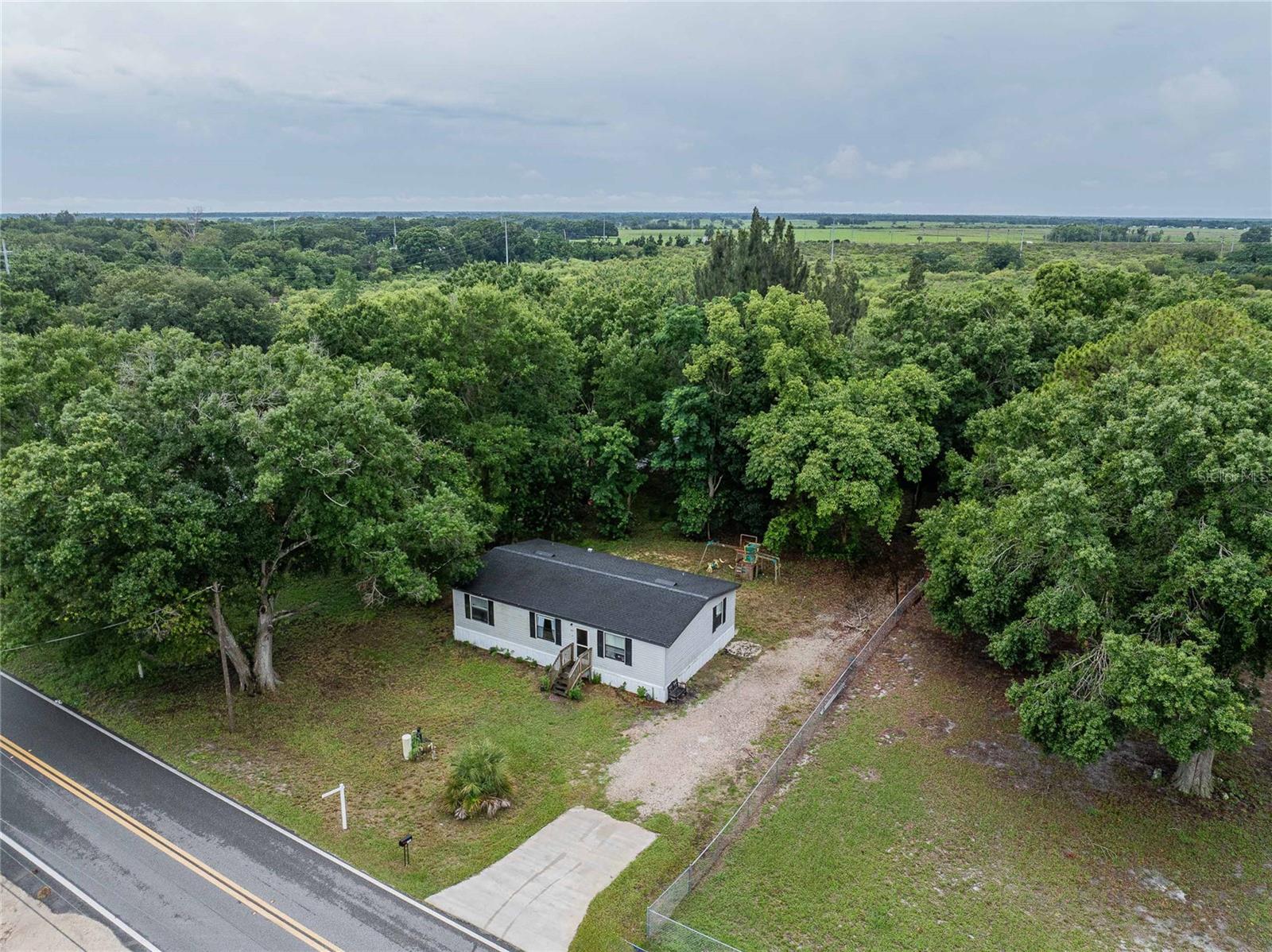 Image 3 of 30 For 2747 Old Bartow Road