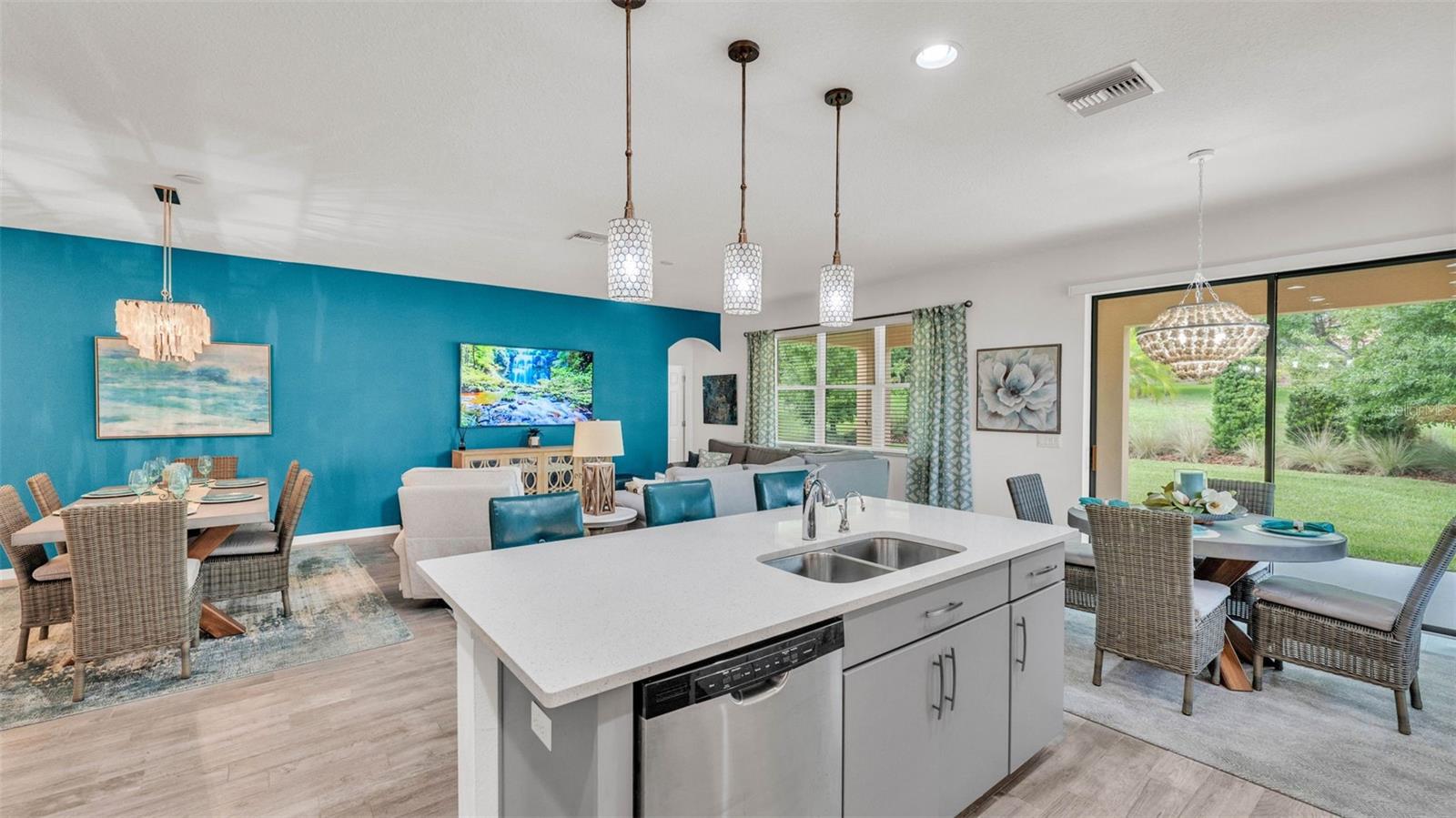 Image 15 of 48 For 3934 Aquilla Drive