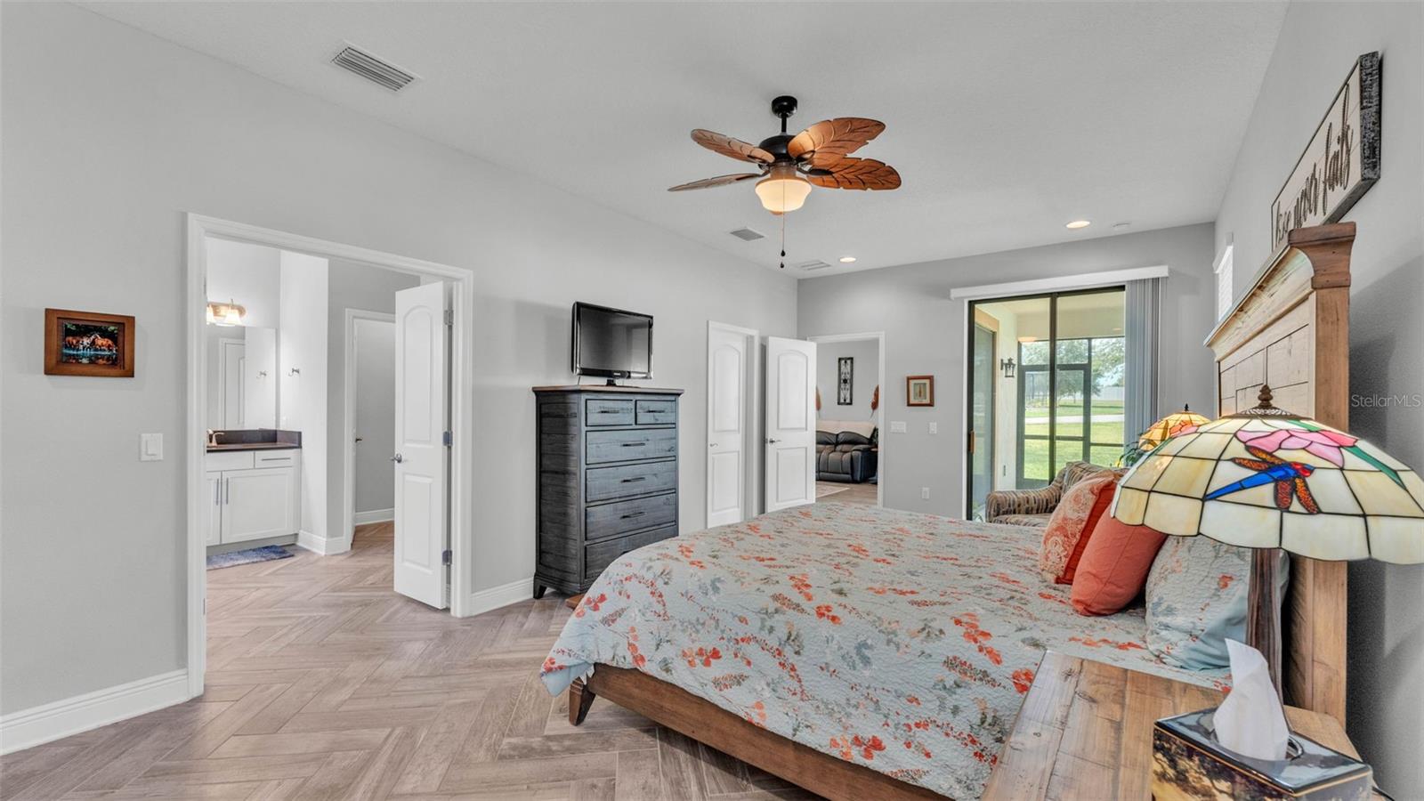 Image 16 of 60 For 1902 Altavista Circle