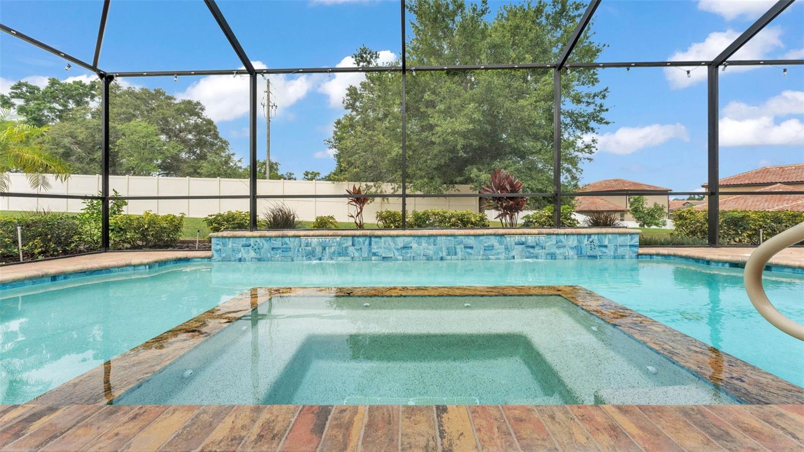 Image 4 of 60 For 1902 Altavista Circle