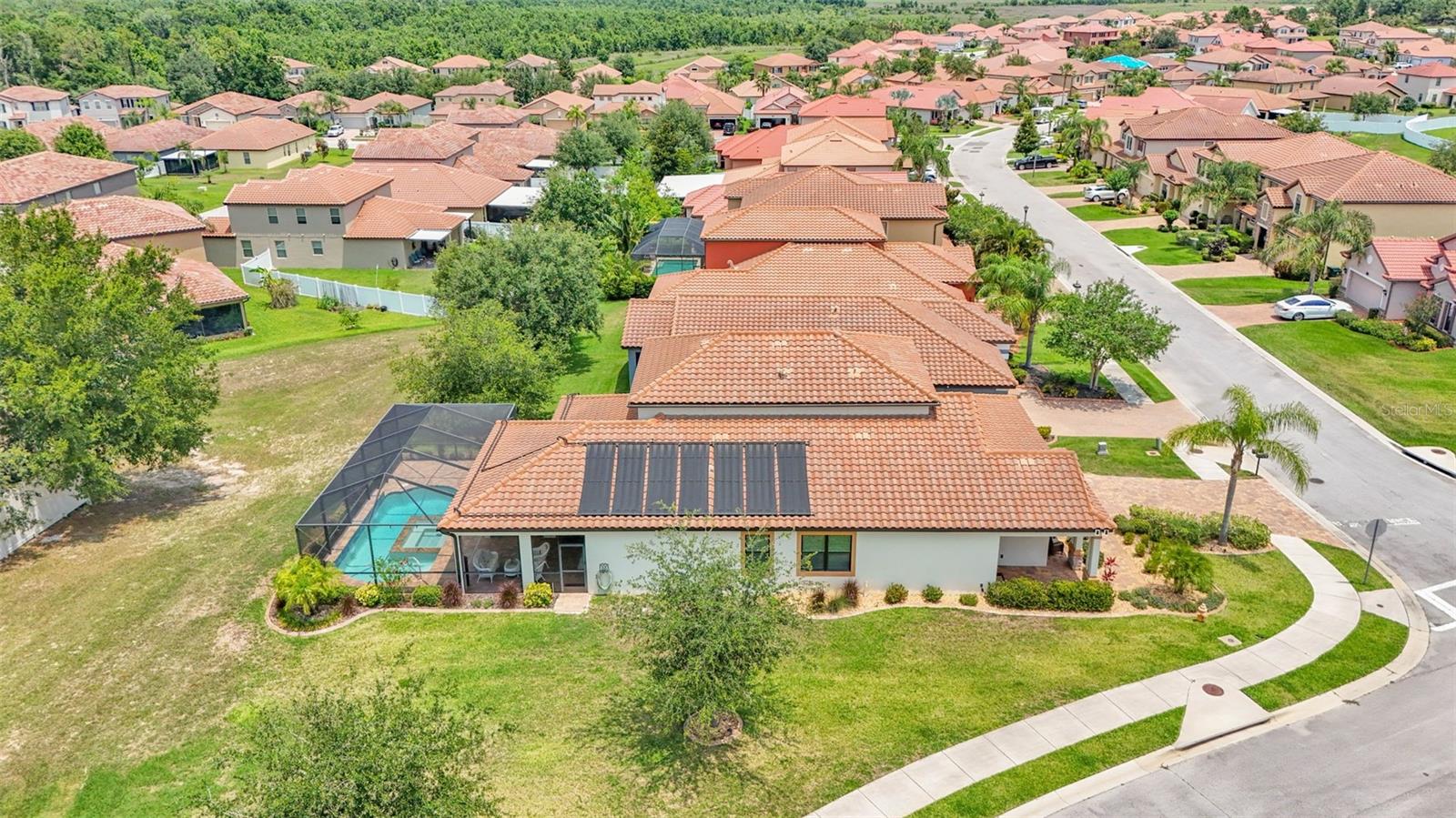 Image 42 of 60 For 1902 Altavista Circle