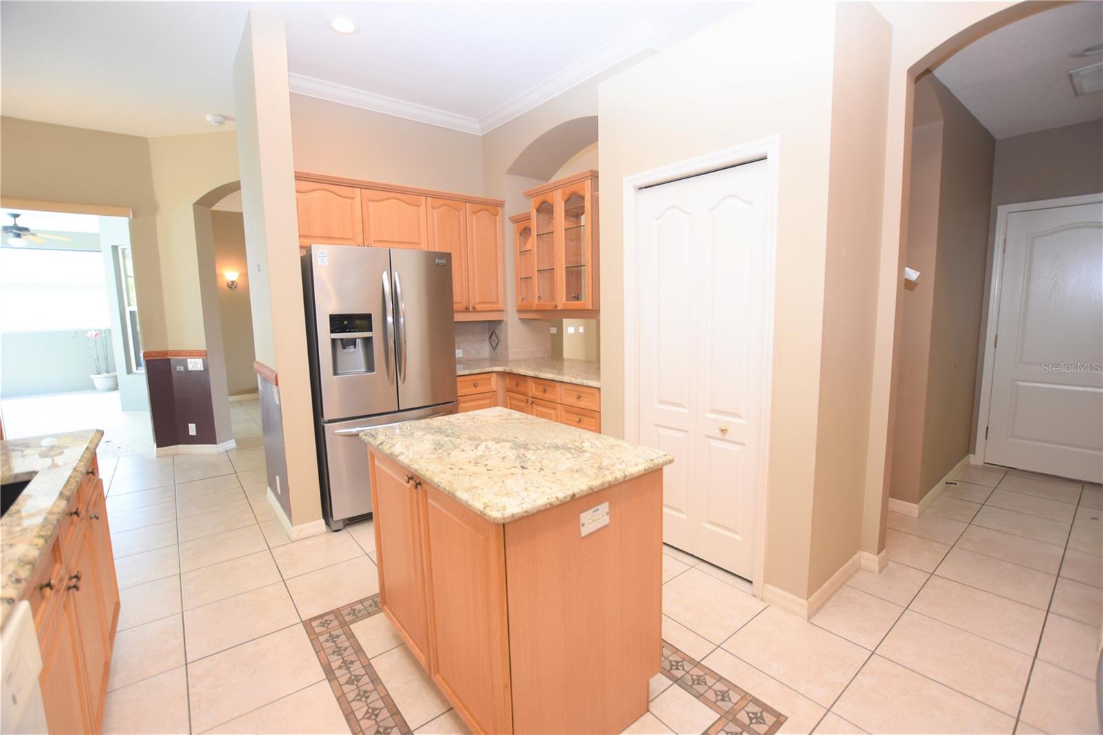 Image 12 of 43 For 2218 Longleaf Circle
