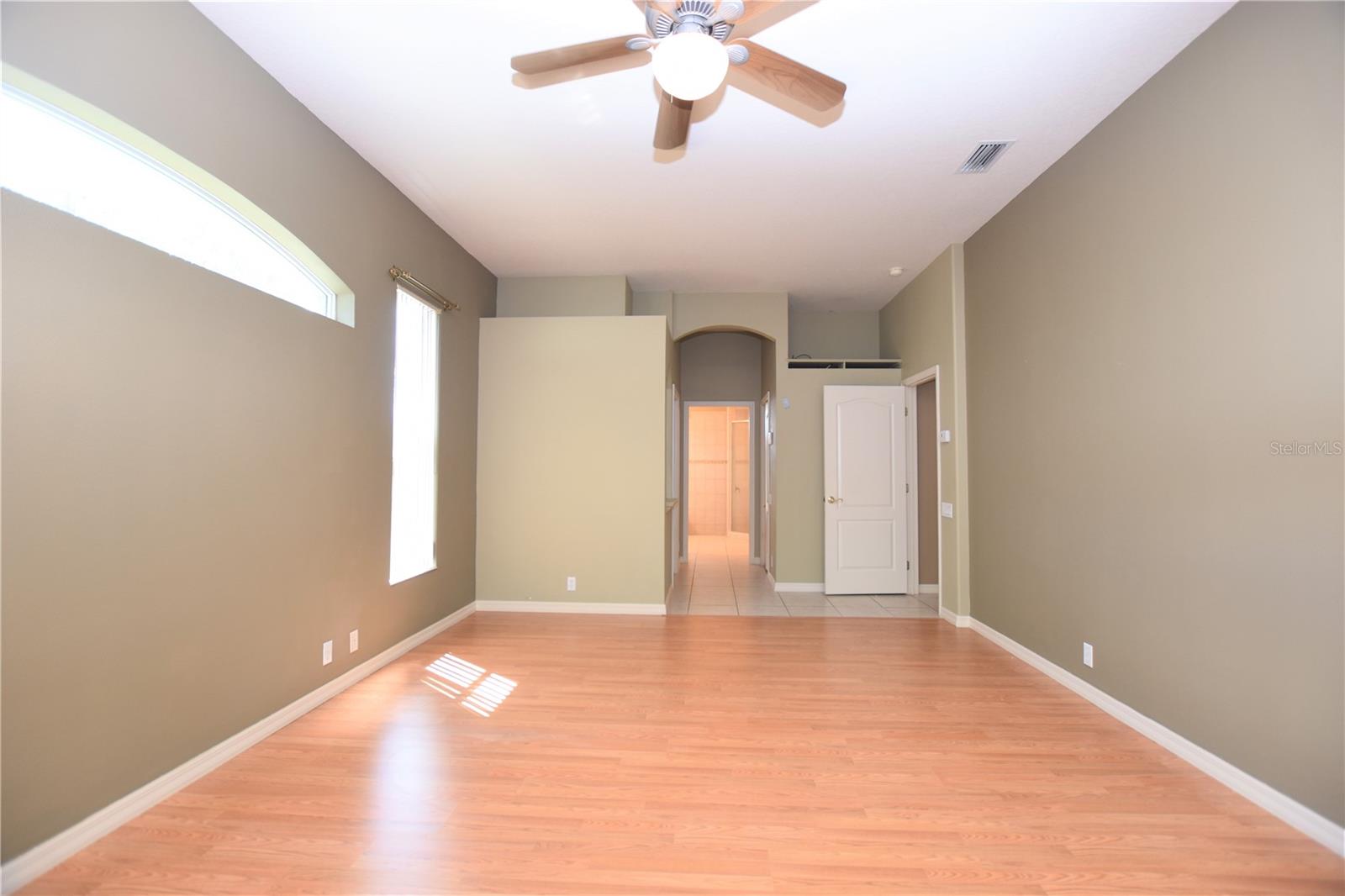 Image 17 of 43 For 2218 Longleaf Circle