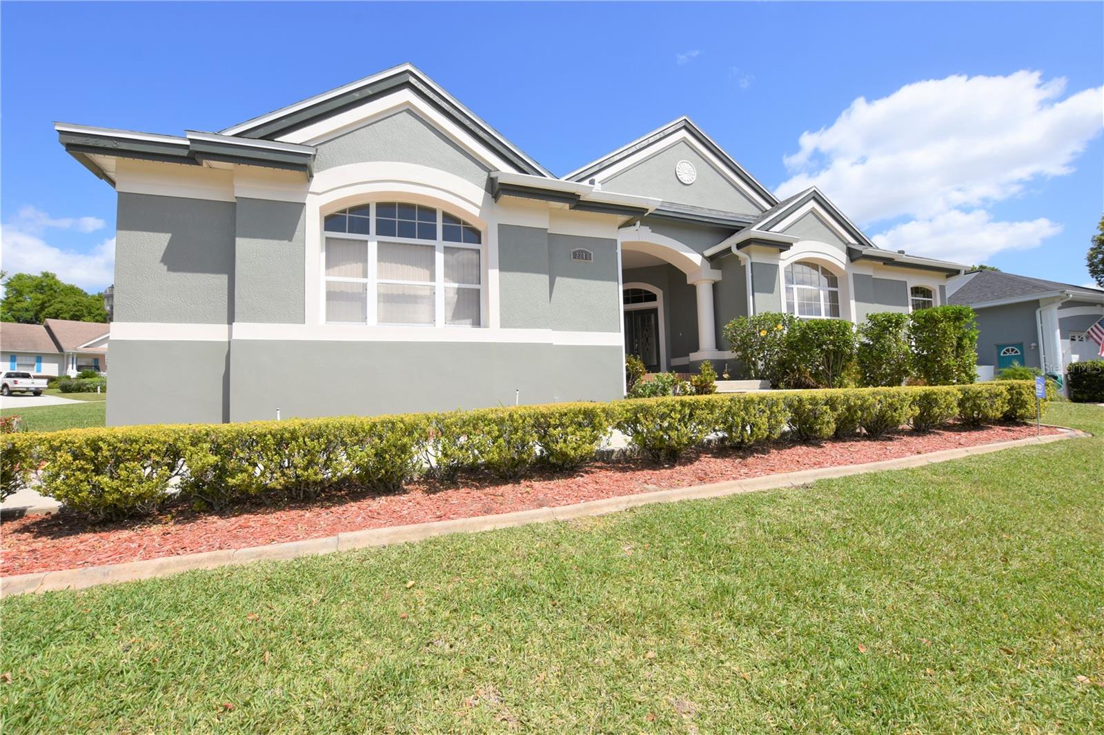 Image 3 of 43 For 2218 Longleaf Circle