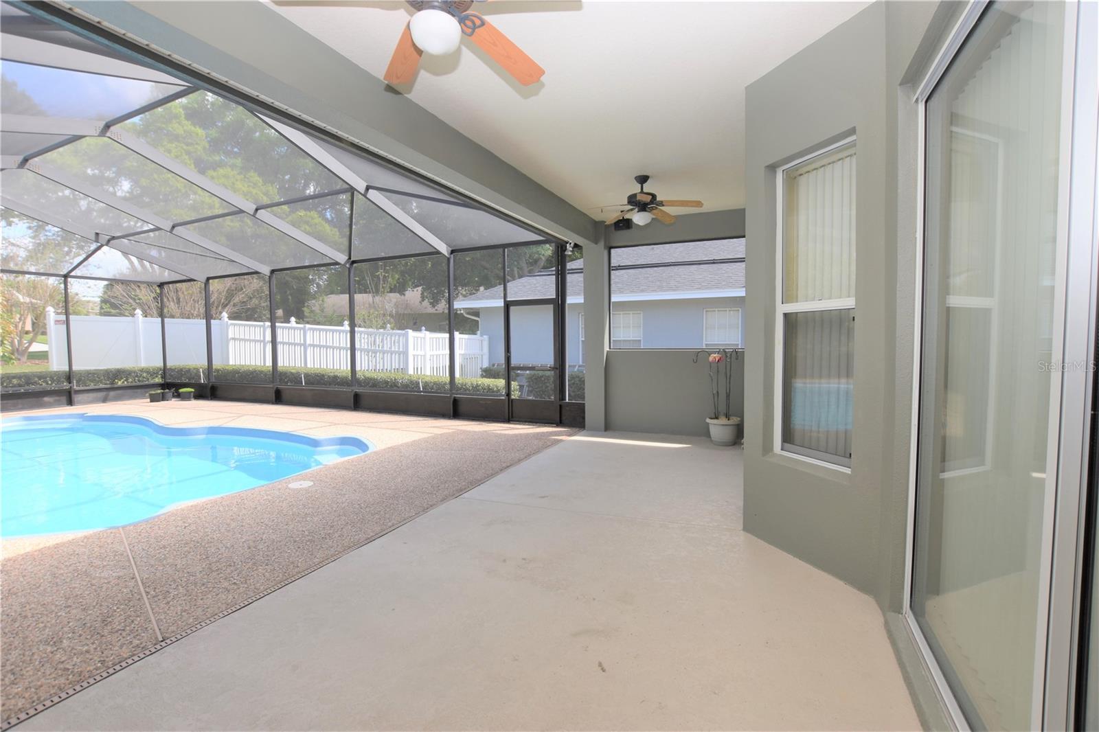 Image 34 of 43 For 2218 Longleaf Circle