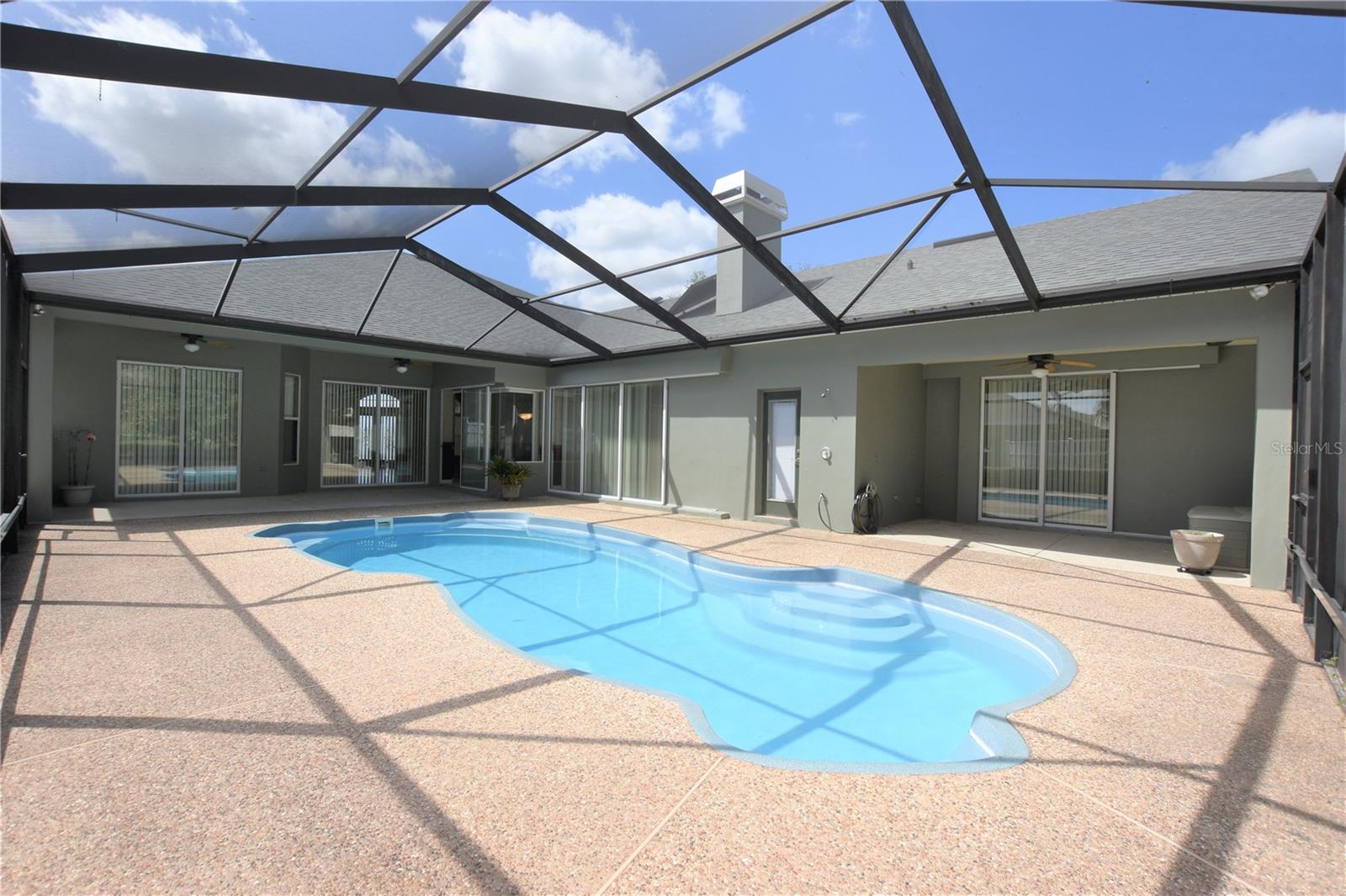 Image 36 of 43 For 2218 Longleaf Circle