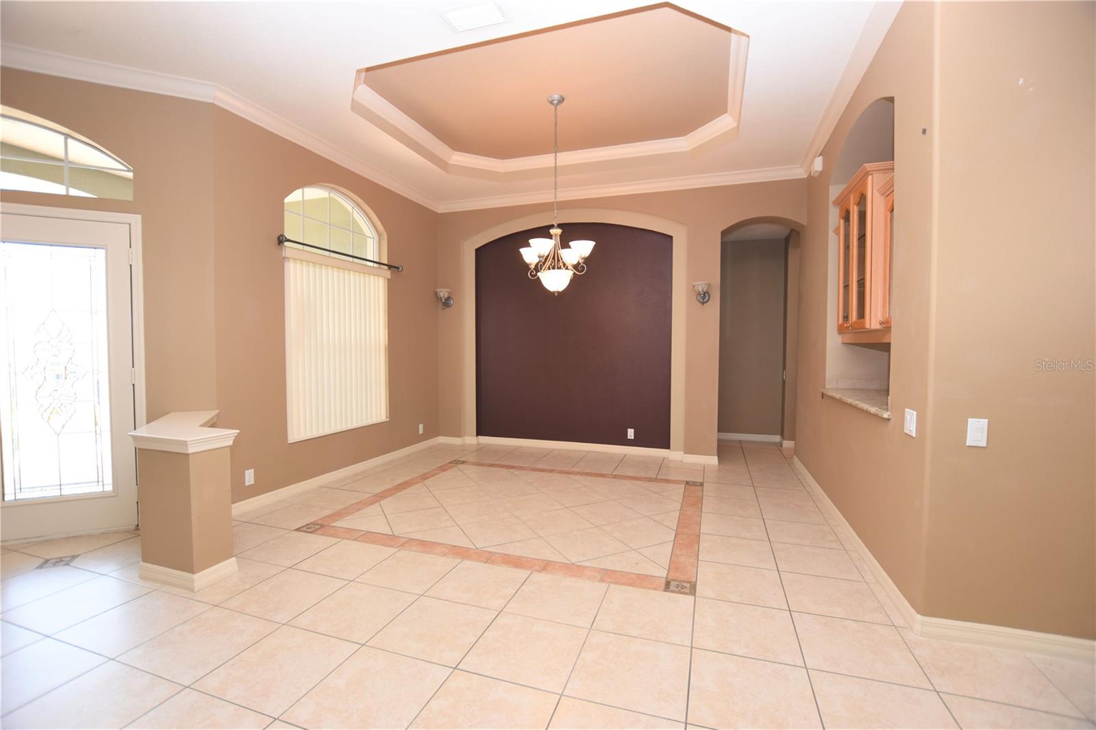 Image 6 of 43 For 2218 Longleaf Circle
