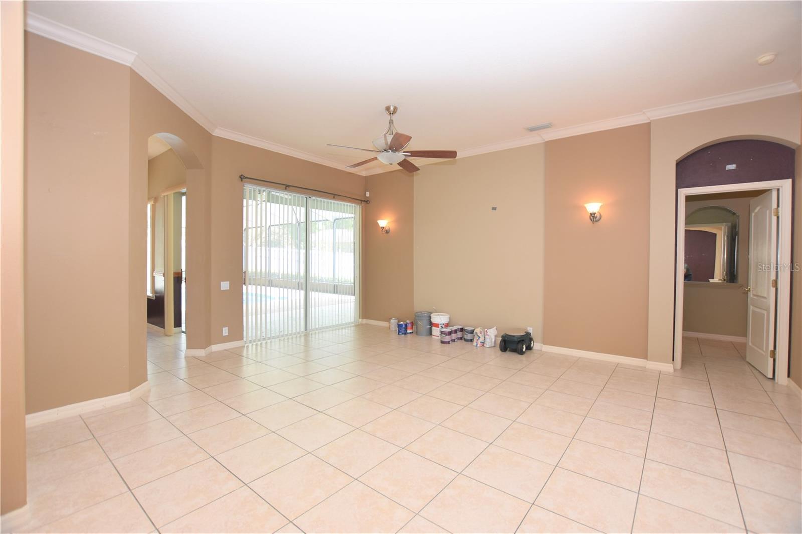 Image 8 of 43 For 2218 Longleaf Circle