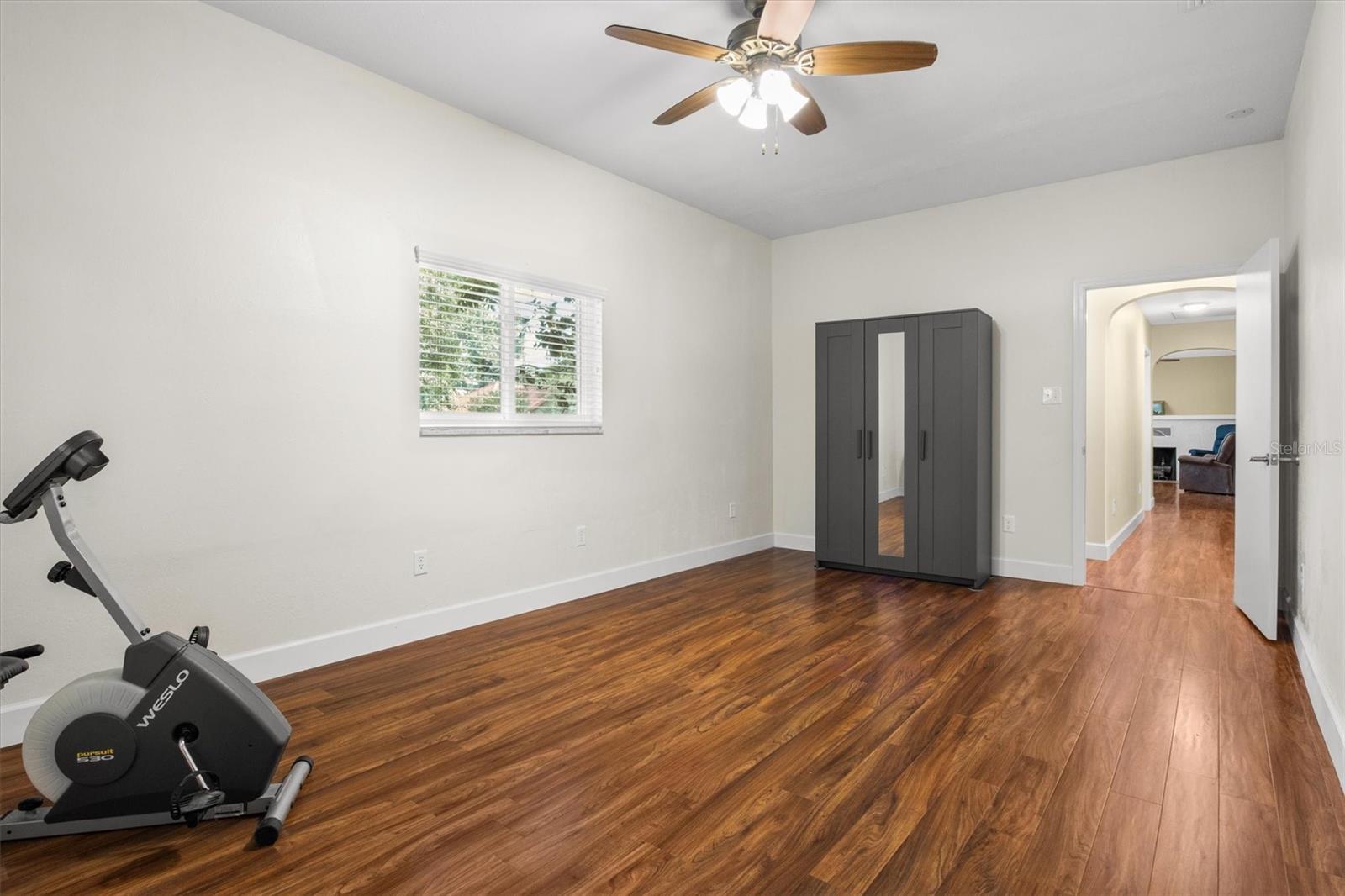 Image 17 of 30 For 545 Prado Place
