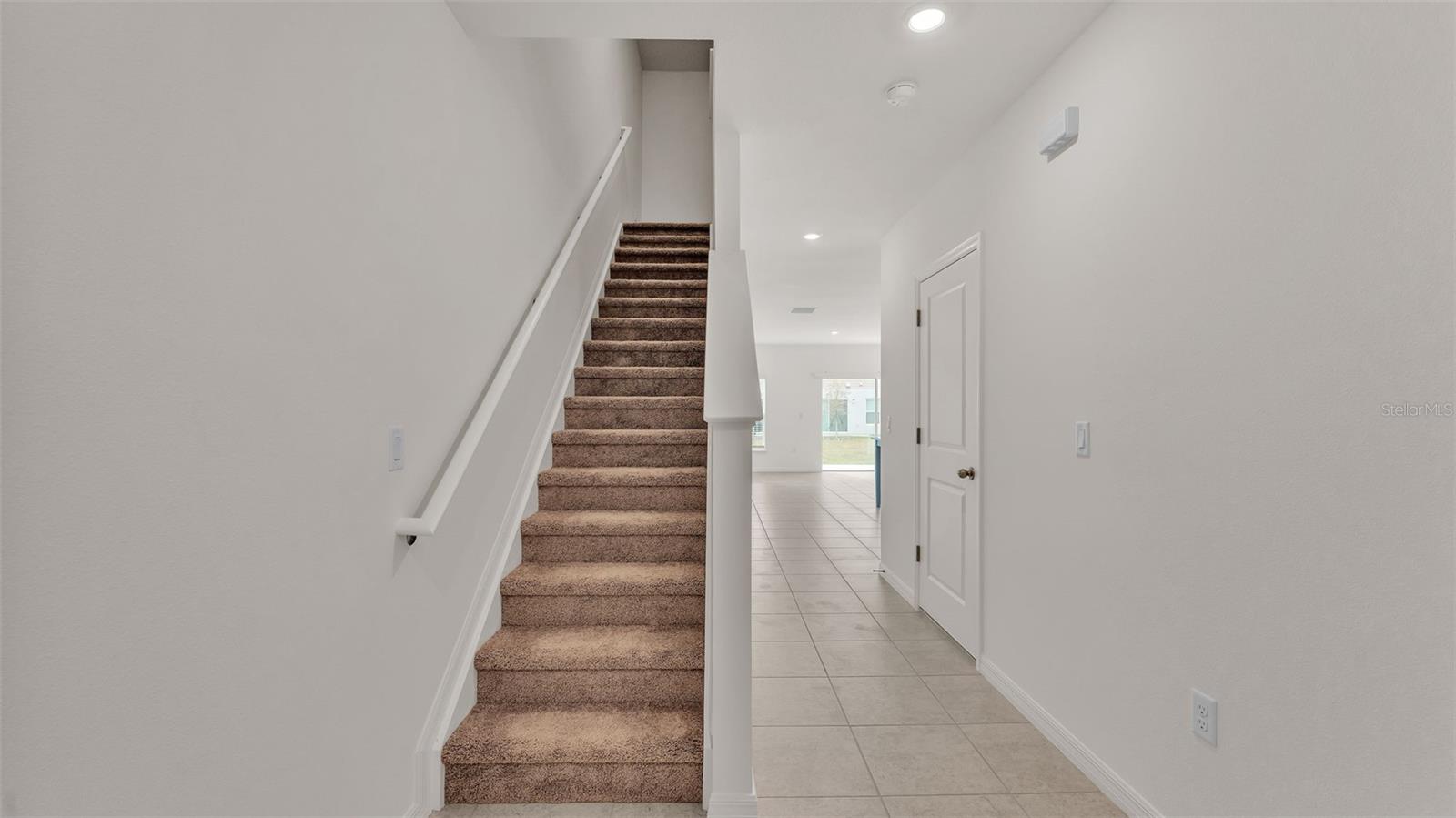Image 8 of 30 For 3857 Academia Avenue