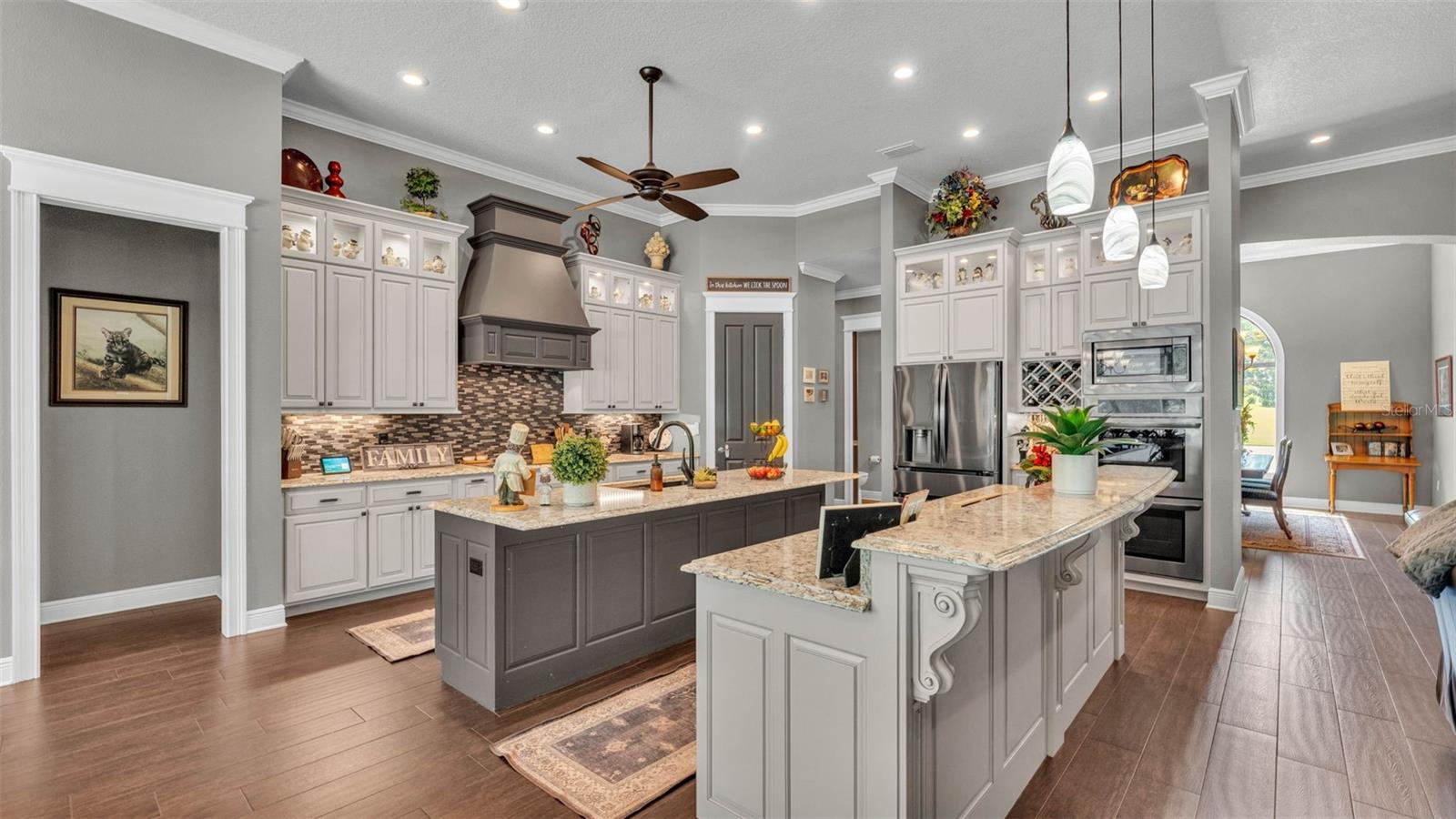 Image 14 of 91 For 6475 Avalon Woods Drive