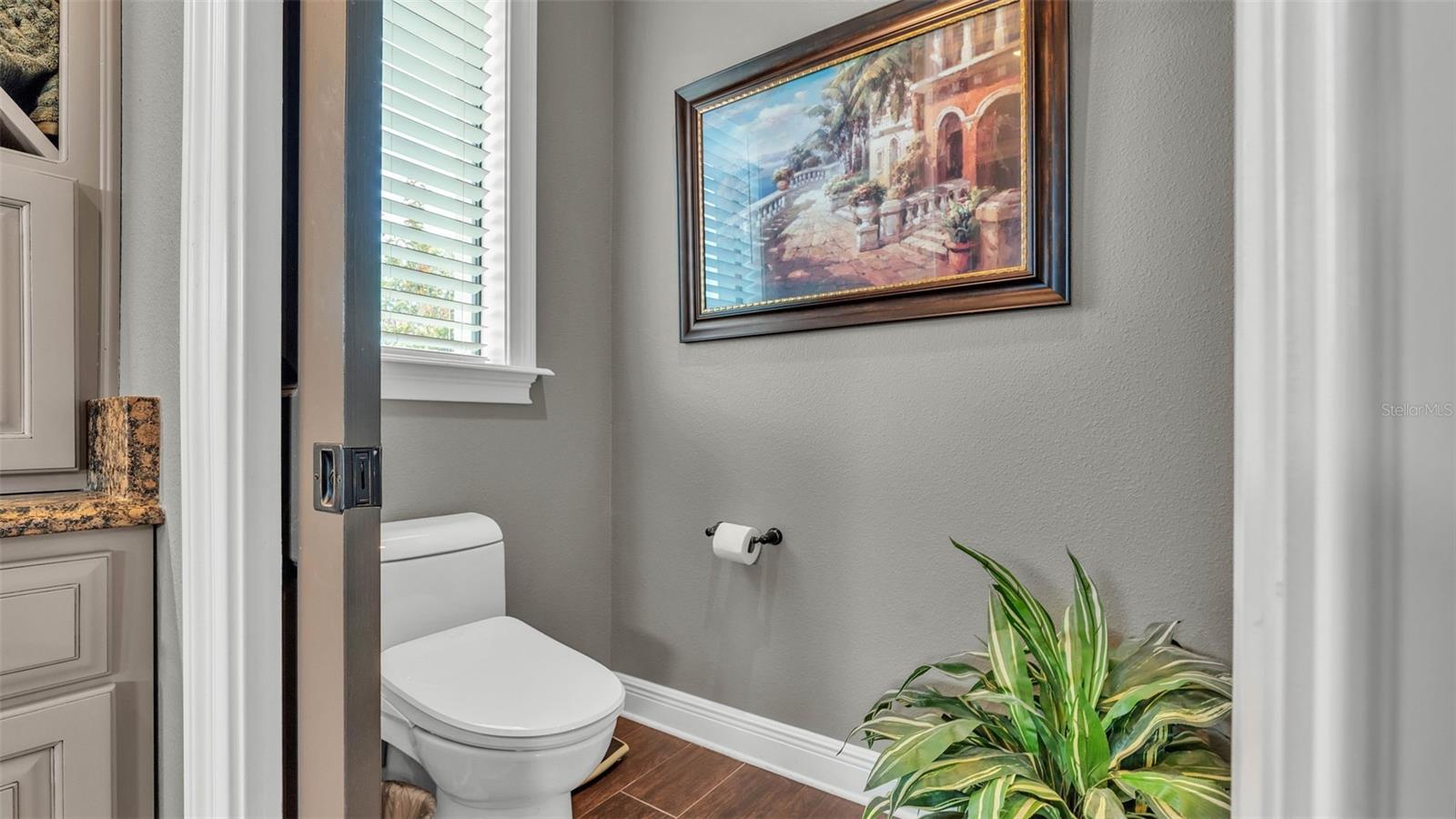 Image 41 of 91 For 6475 Avalon Woods Drive