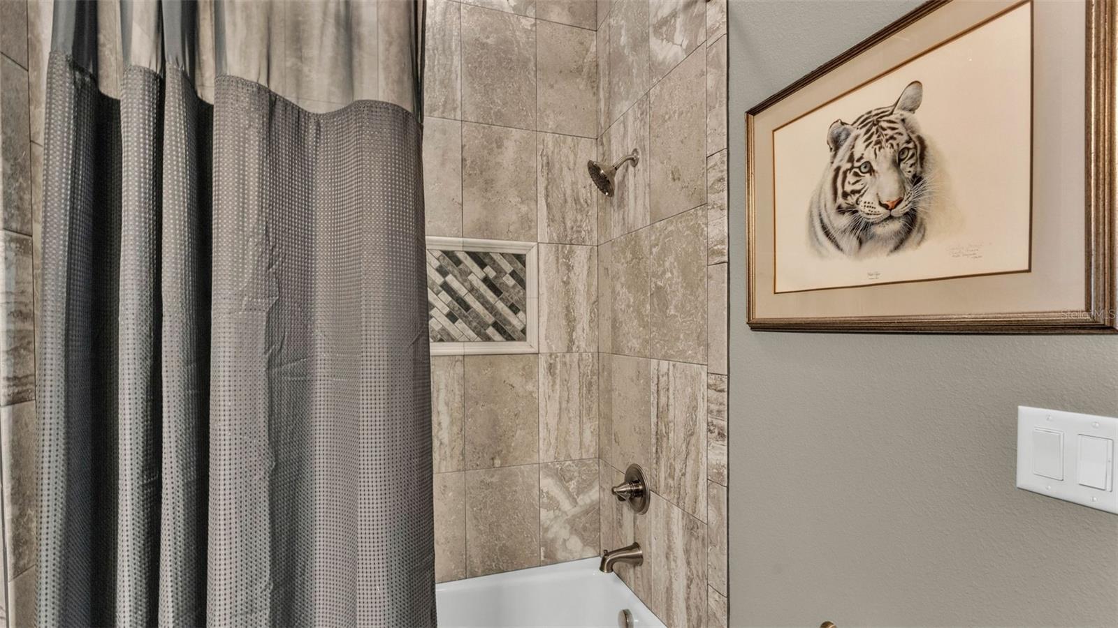 Image 55 of 91 For 6475 Avalon Woods Drive