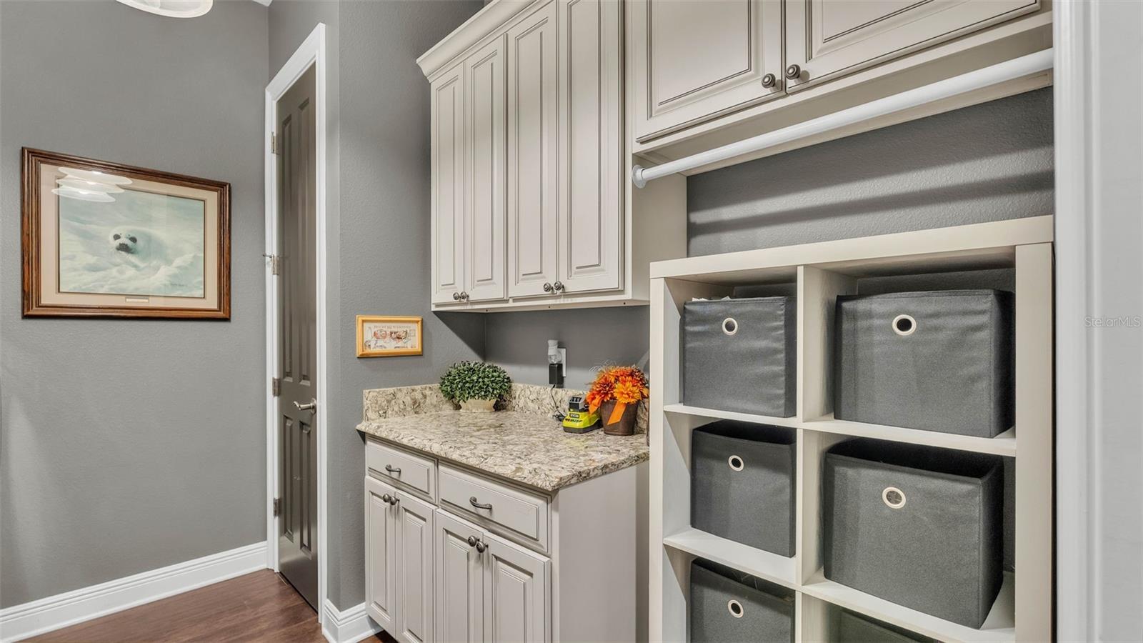 Image 62 of 91 For 6475 Avalon Woods Drive