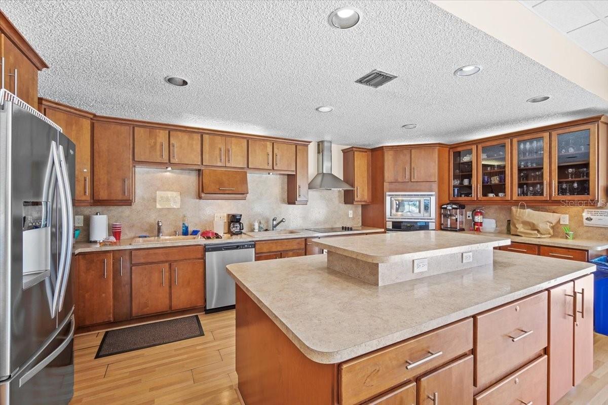 Image 33 of 49 For 830 Atlantic Avenue B502