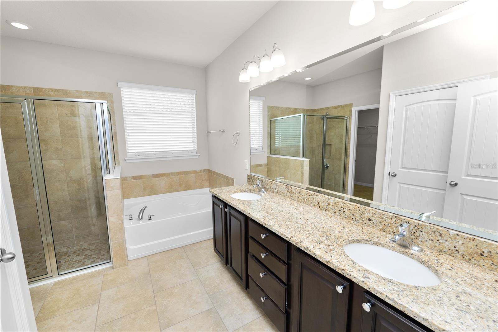 Image 25 of 60 For 4125 Prima Lago Circle