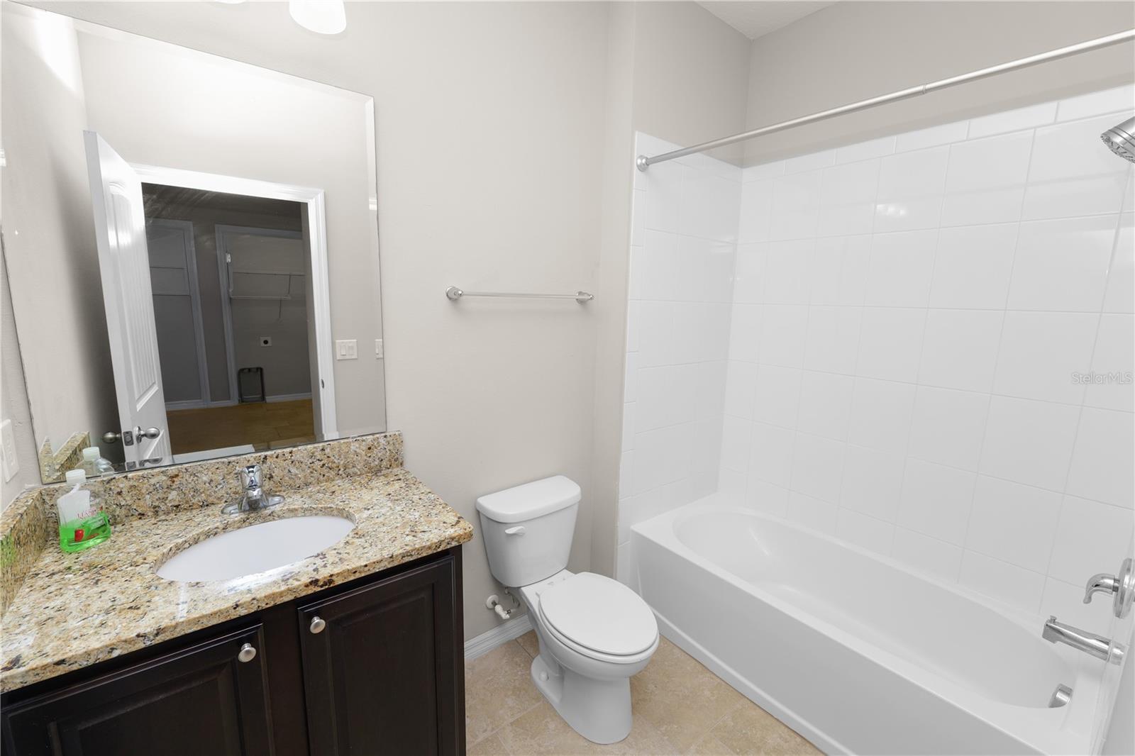 Image 32 of 60 For 4125 Prima Lago Circle