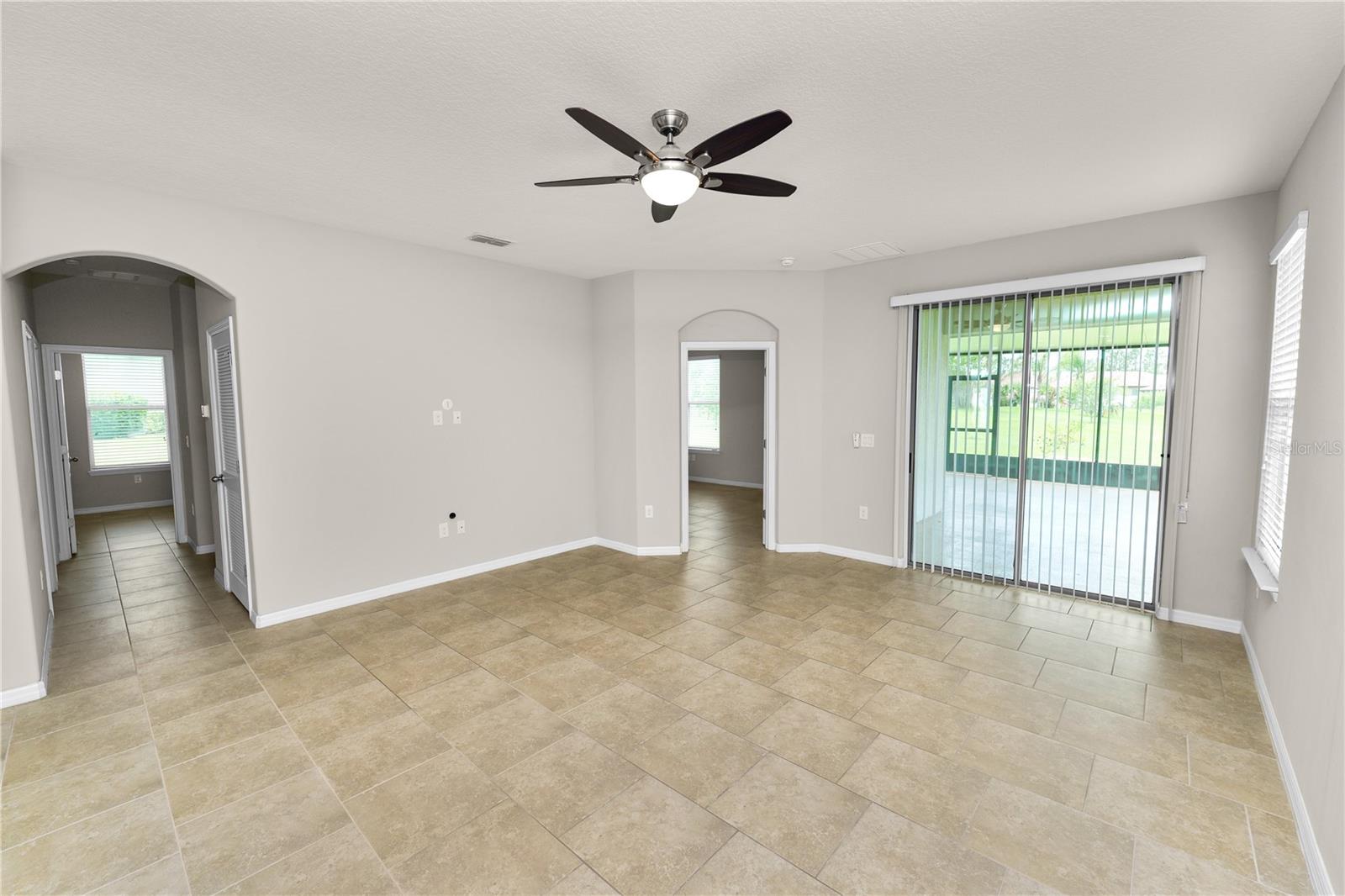 Image 6 of 60 For 4125 Prima Lago Circle
