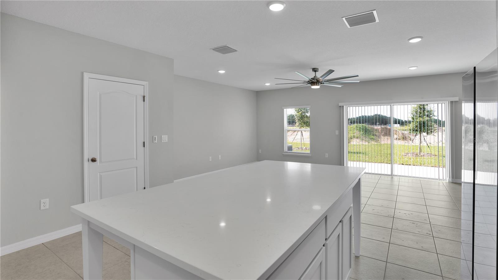 Image 13 of 34 For 4147 Collegiate Boulevard