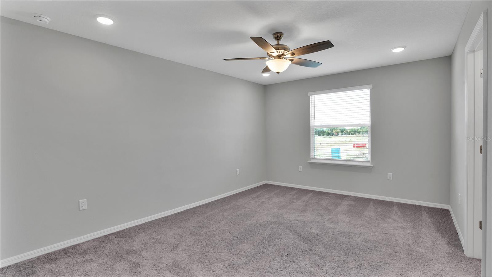 Image 22 of 34 For 4147 Collegiate Boulevard