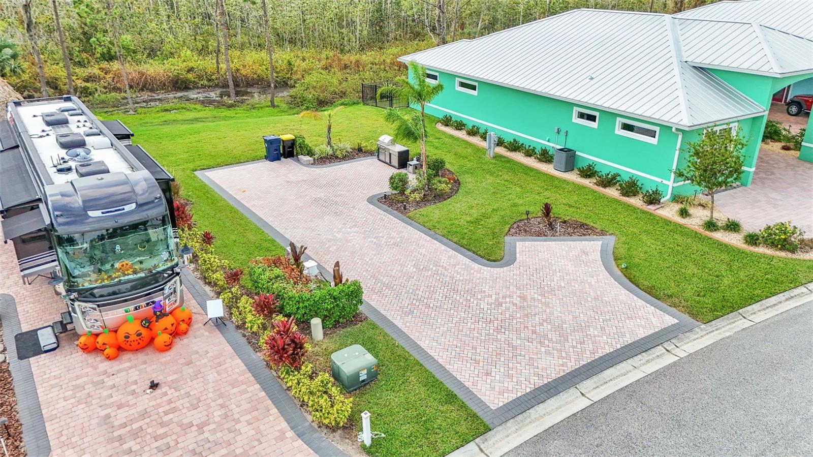 Details for 3240 Fish Hawk Drive, POLK CITY, FL 33868