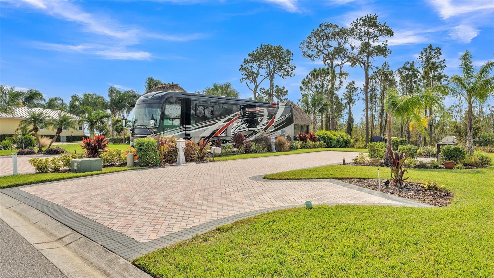 Image 7 of 10 For 3240 Fish Hawk Drive