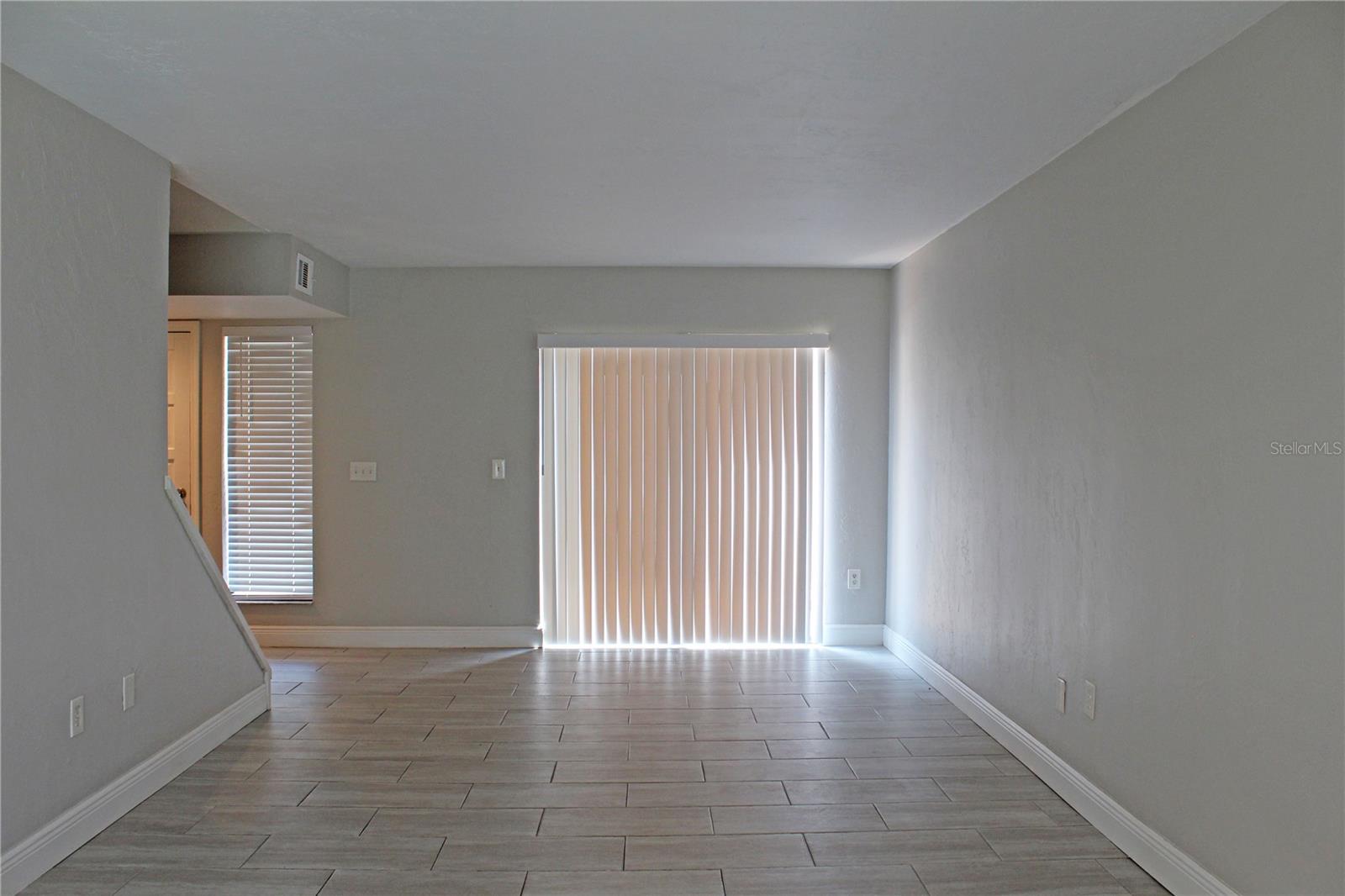 Image 8 of 41 For 1836 Crystal Lake Drive 54