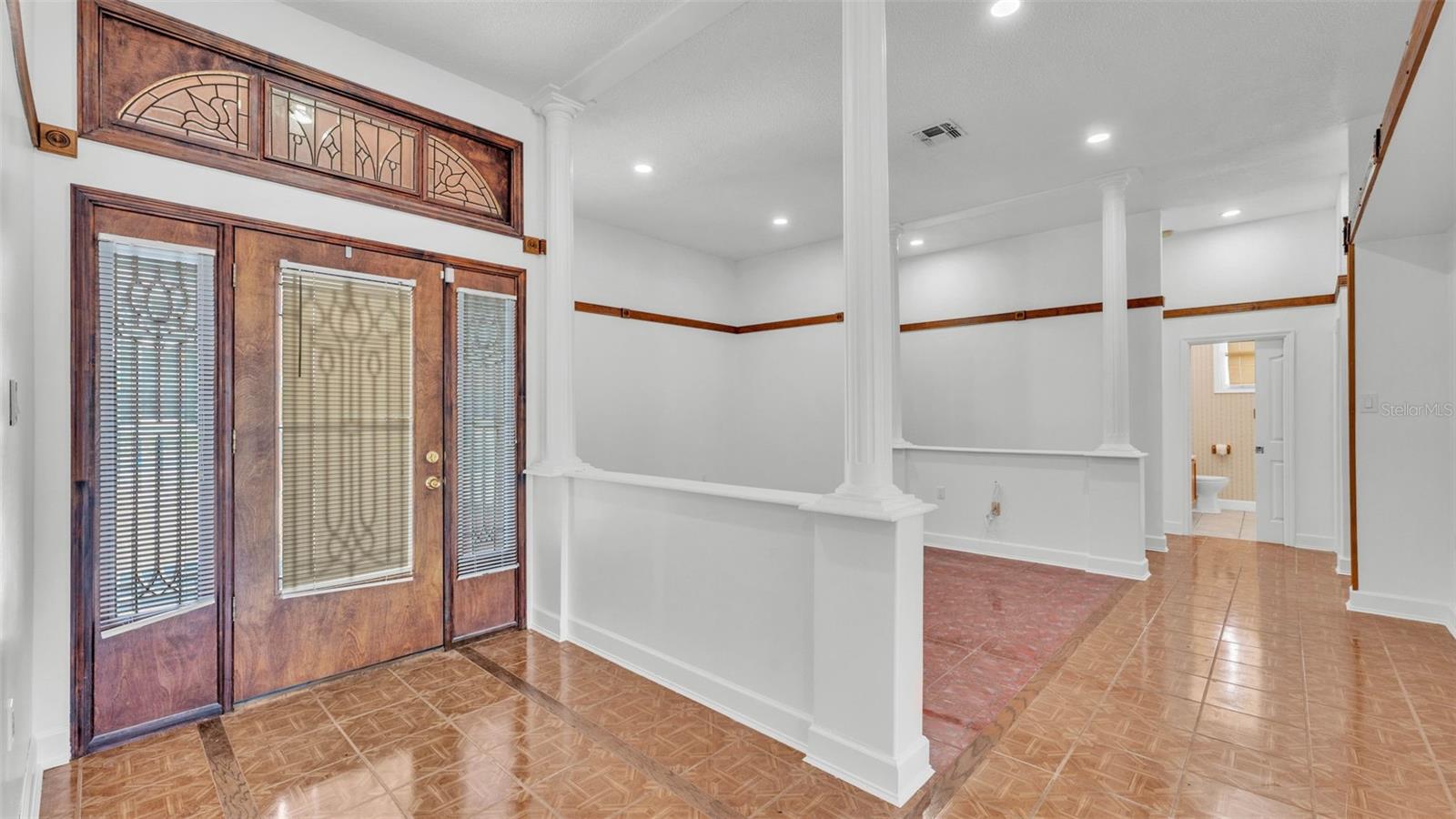 Image 16 of 66 For 5370 Boxtree Court
