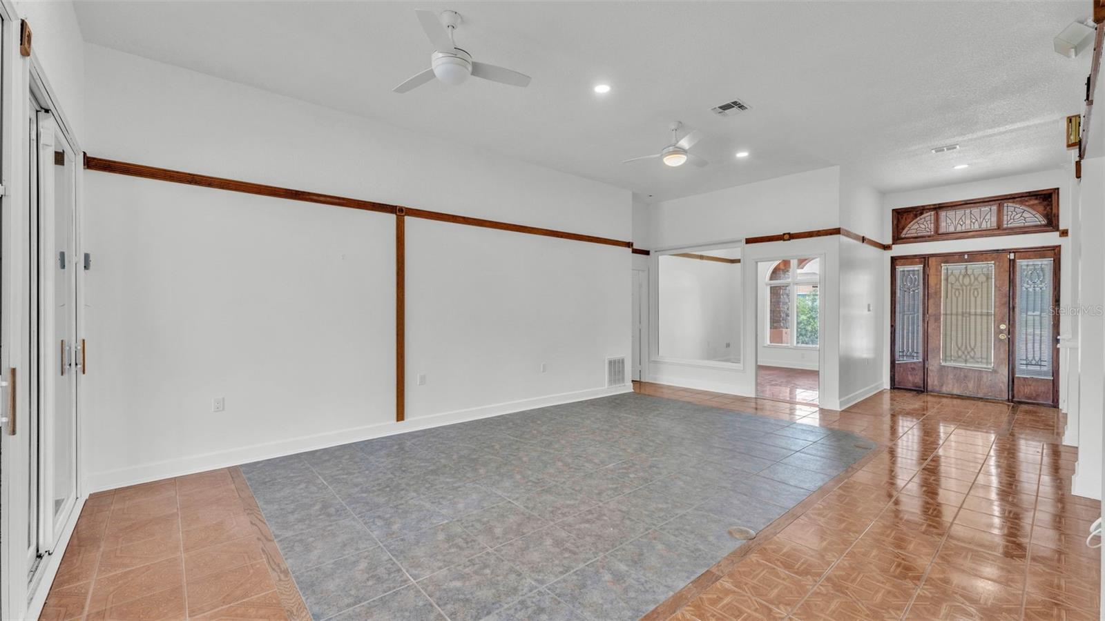 Image 20 of 66 For 5370 Boxtree Court