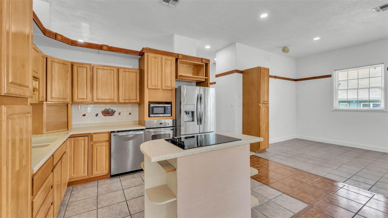 Image 26 of 66 For 5370 Boxtree Court